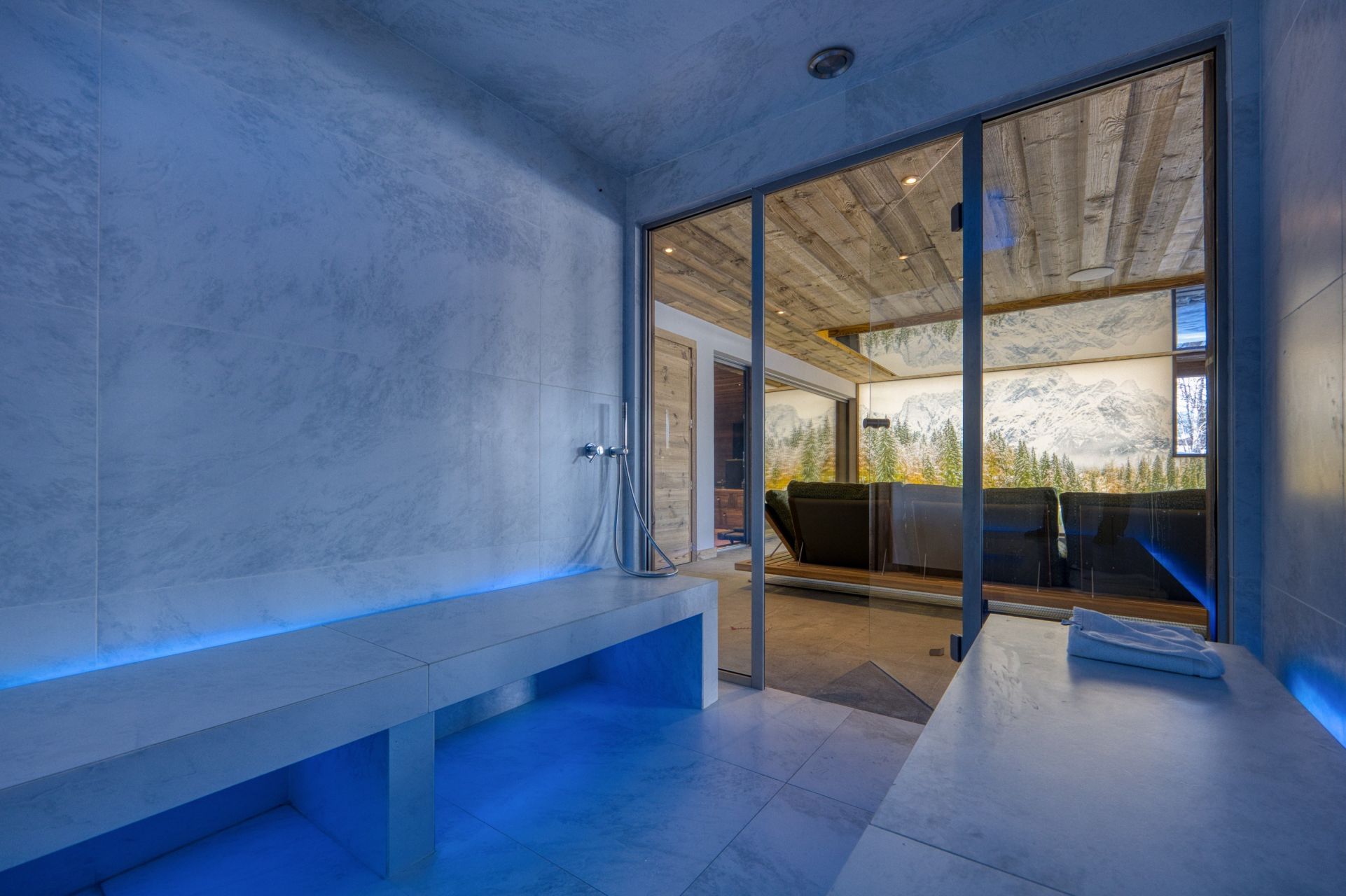 chalet de luxe 10 Pièces en location saisonnière sur MEGEVE (74120)