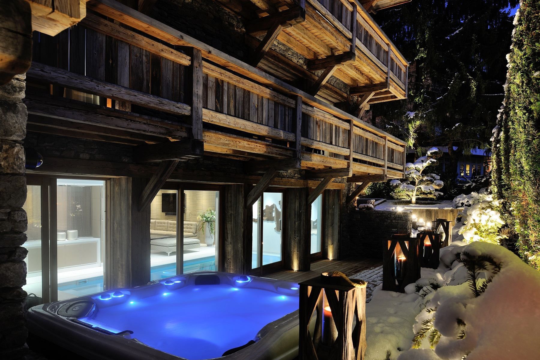 luxury chalet 7 Rooms for seasonal rent on MEGEVE (74120)