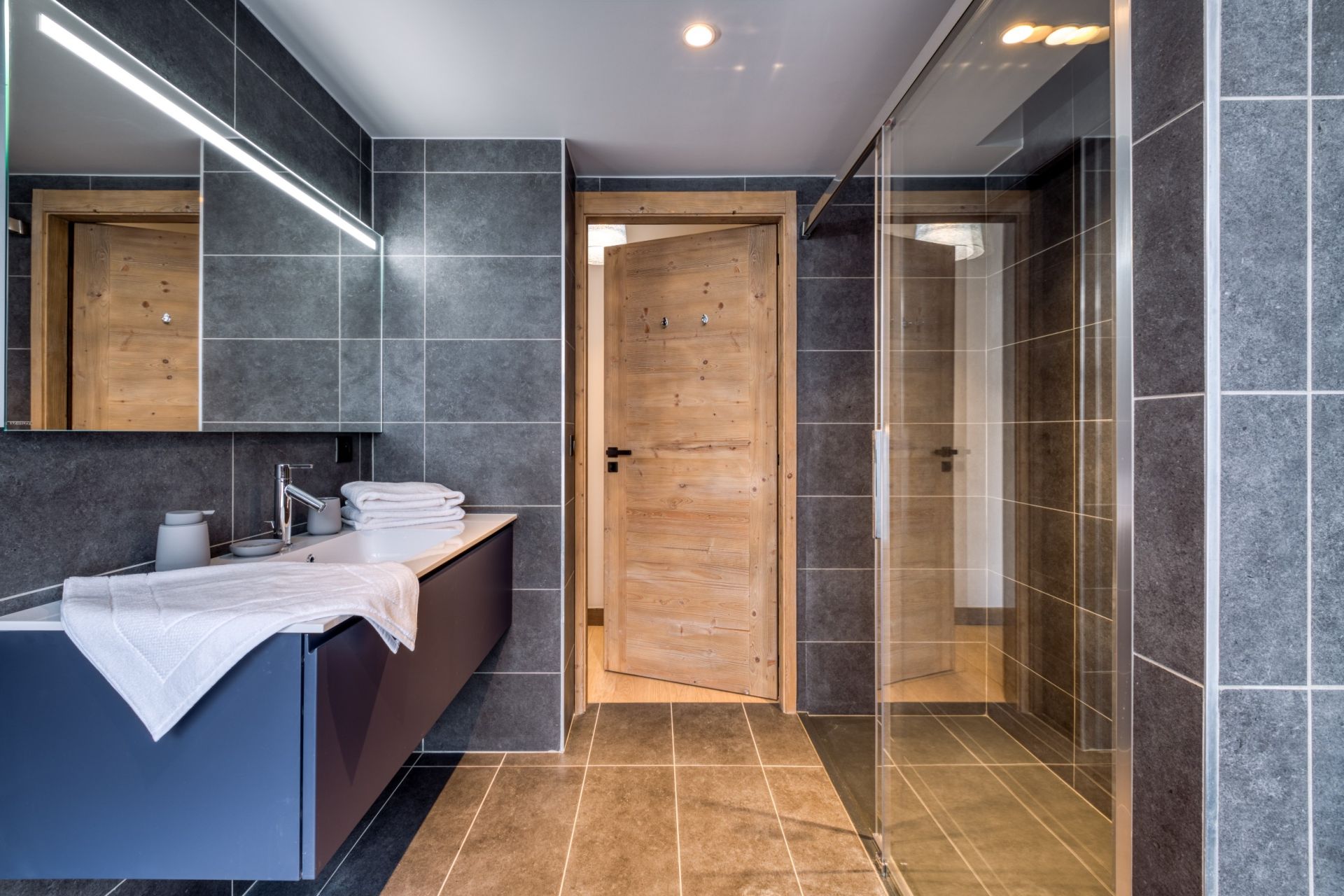 luxury triplex 6 Rooms for seasonal rent on MEGEVE (74120)