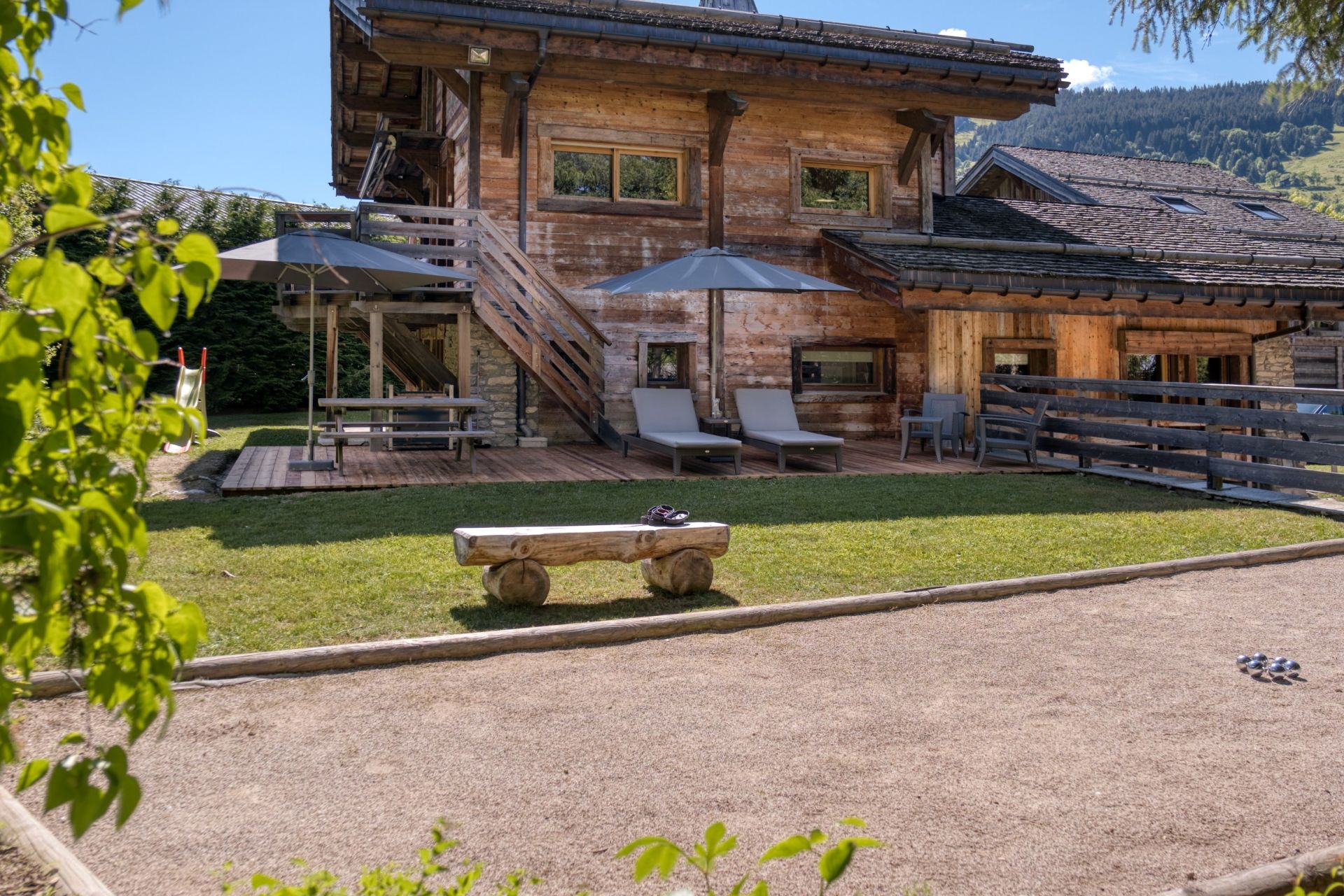 chalet de luxe 10 Pièces en location saisonnière sur MEGEVE (74120)
