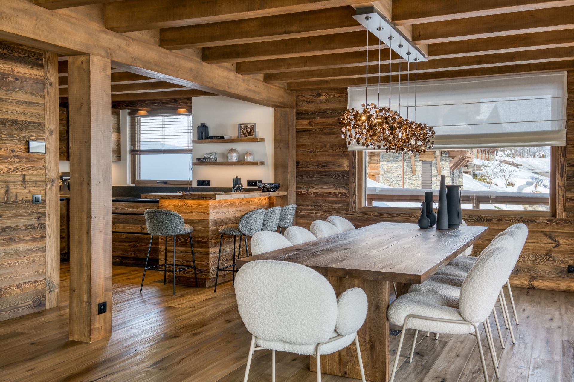 luxury chalet 8 Rooms for seasonal rent on MEGEVE (74120)