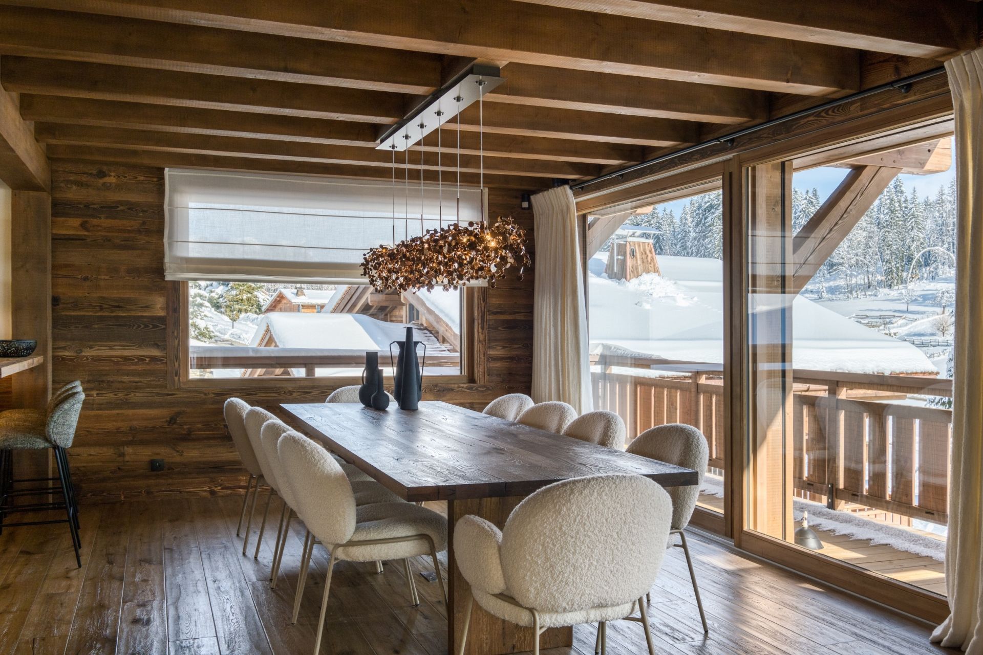 luxury chalet 8 Rooms for seasonal rent on MEGEVE (74120)