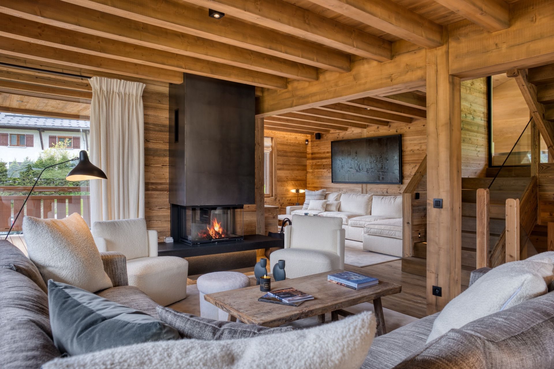 luxury chalet 8 Rooms for seasonal rent on DEMI QUARTIER (74120)