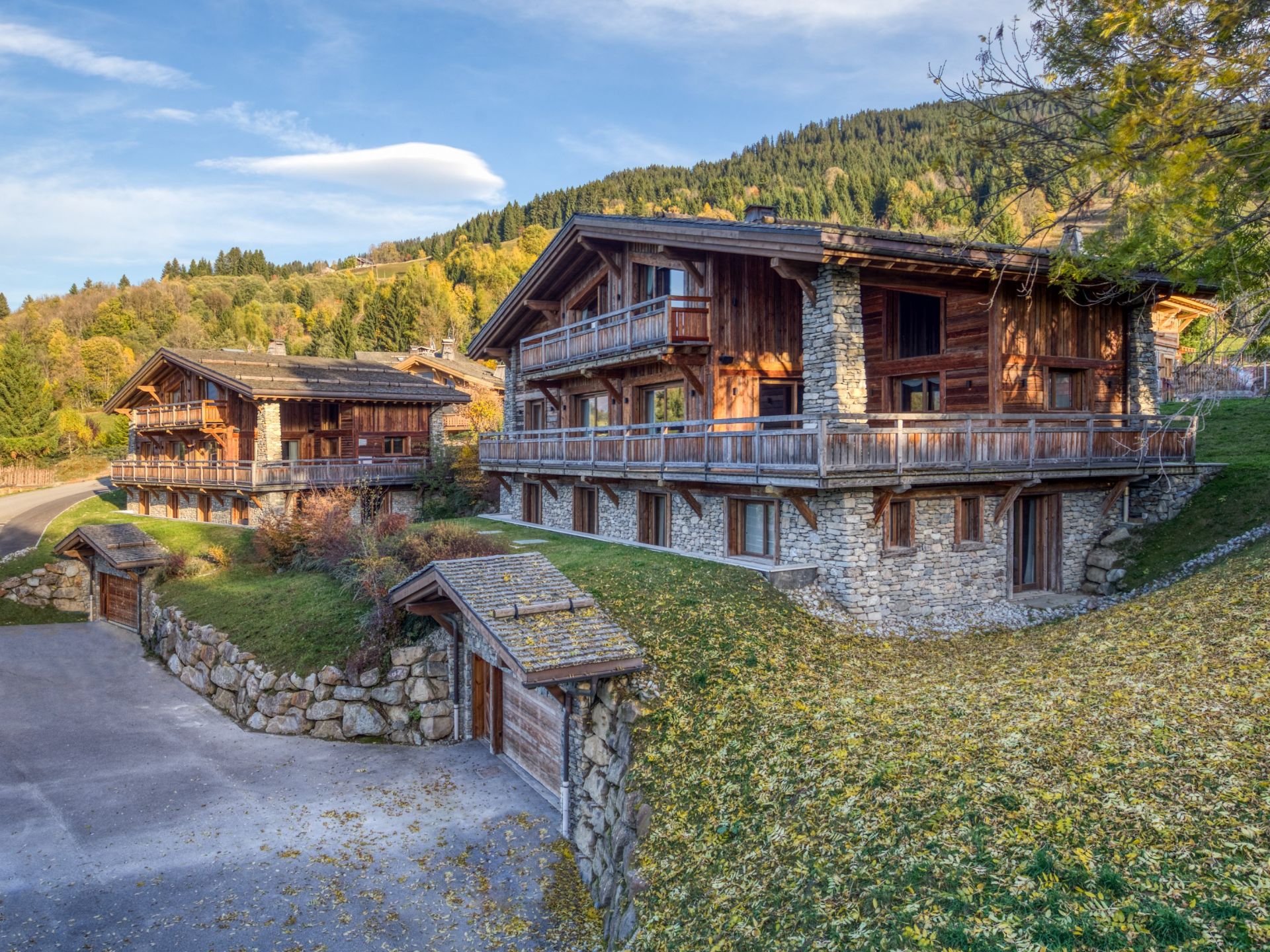 luxury chalet 20 Rooms for seasonal rent on MEGEVE (74120)