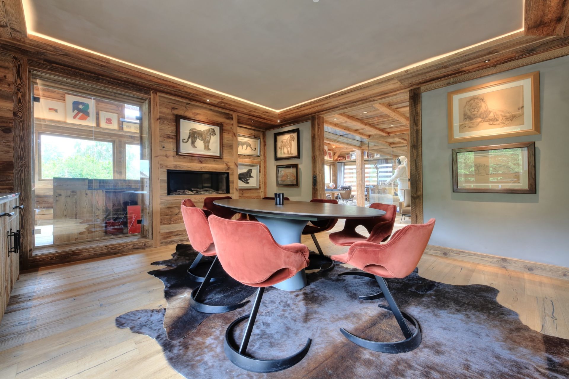 luxury chalet 10 Rooms for seasonal rent on MEGEVE (74120)