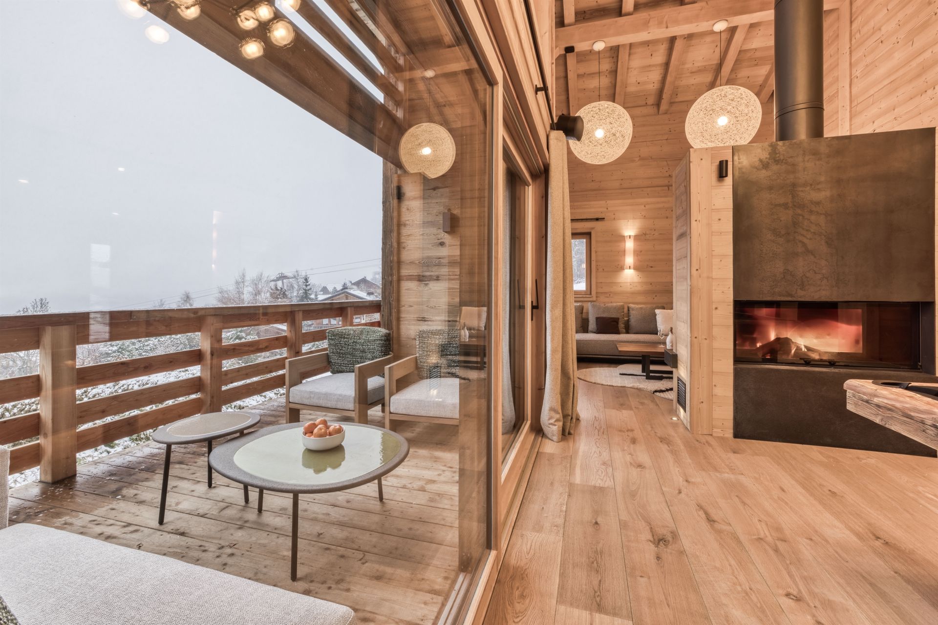 luxury chalet 8 Rooms for seasonal rent on MEGEVE (74120)
