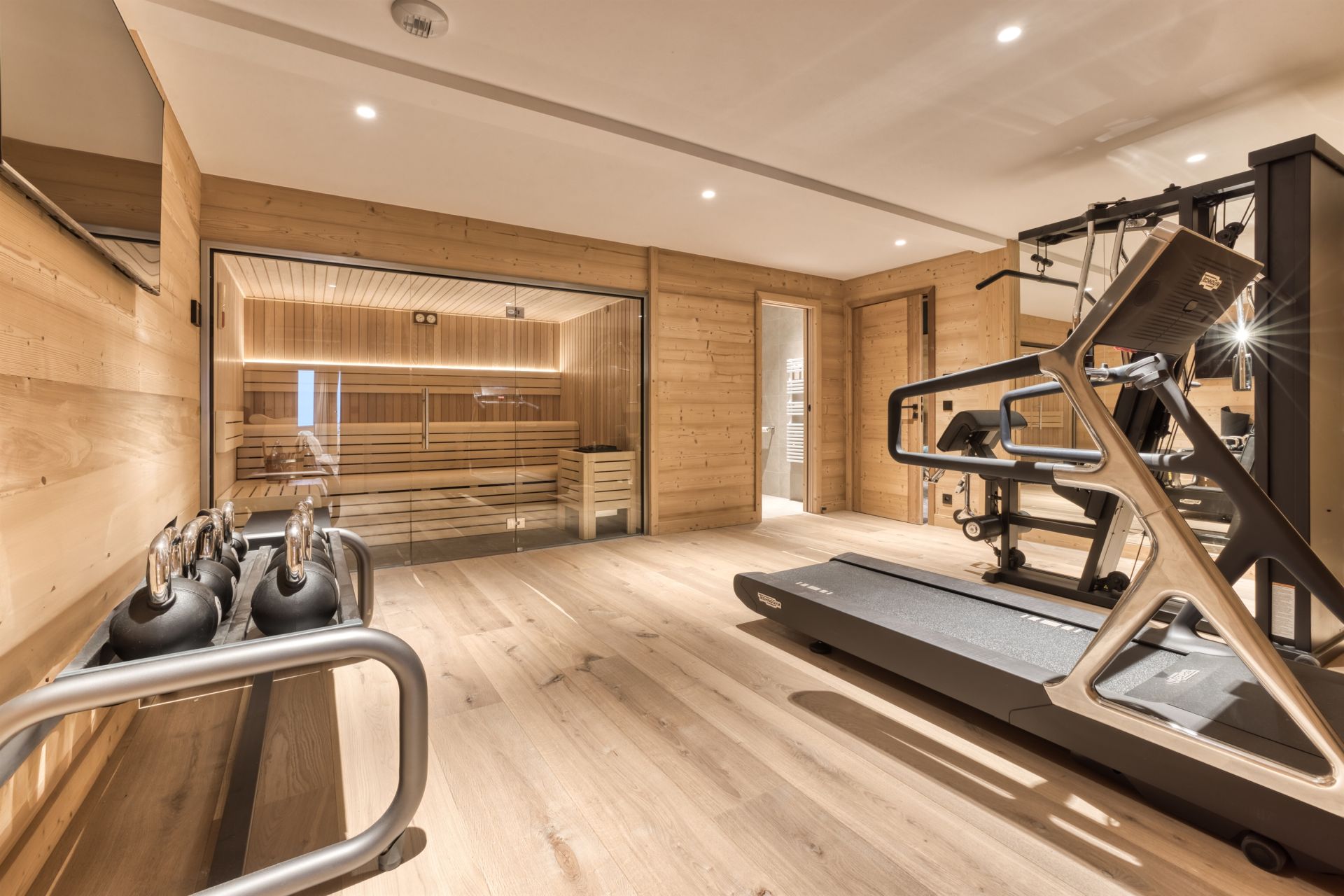 luxury chalet 8 Rooms for seasonal rent on MEGEVE (74120)