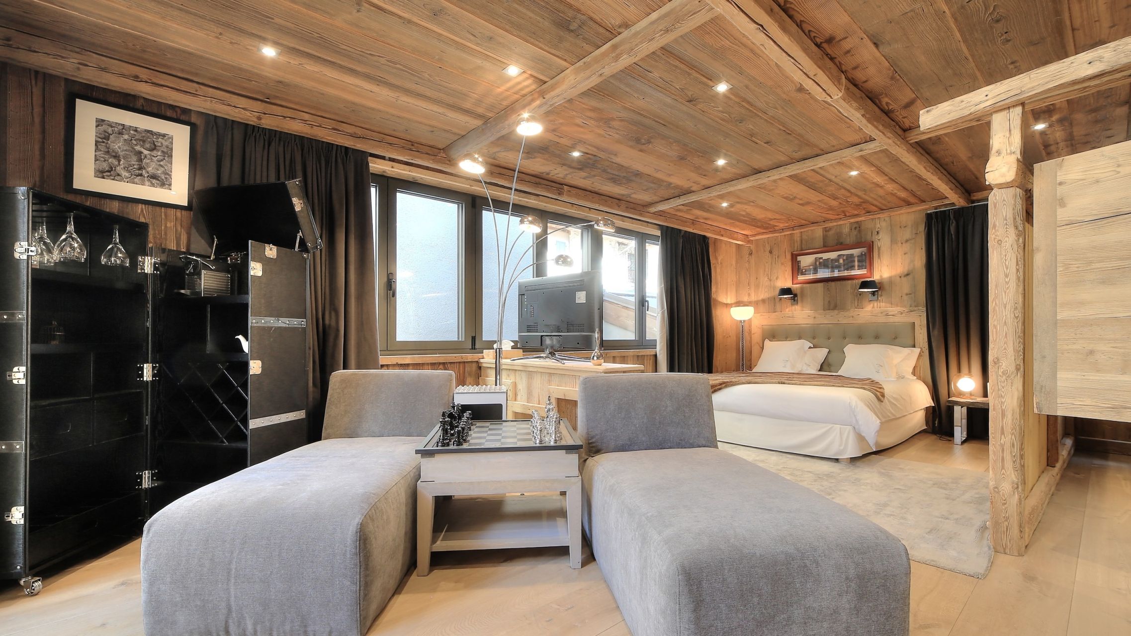 luxury house 9 Rooms for seasonal rent on MEGEVE (74120)