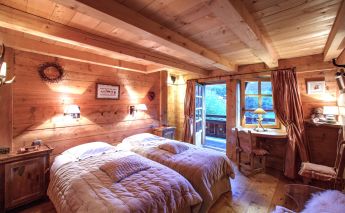 luxury chalet 8 Rooms for sale on MEGEVE (74120)
