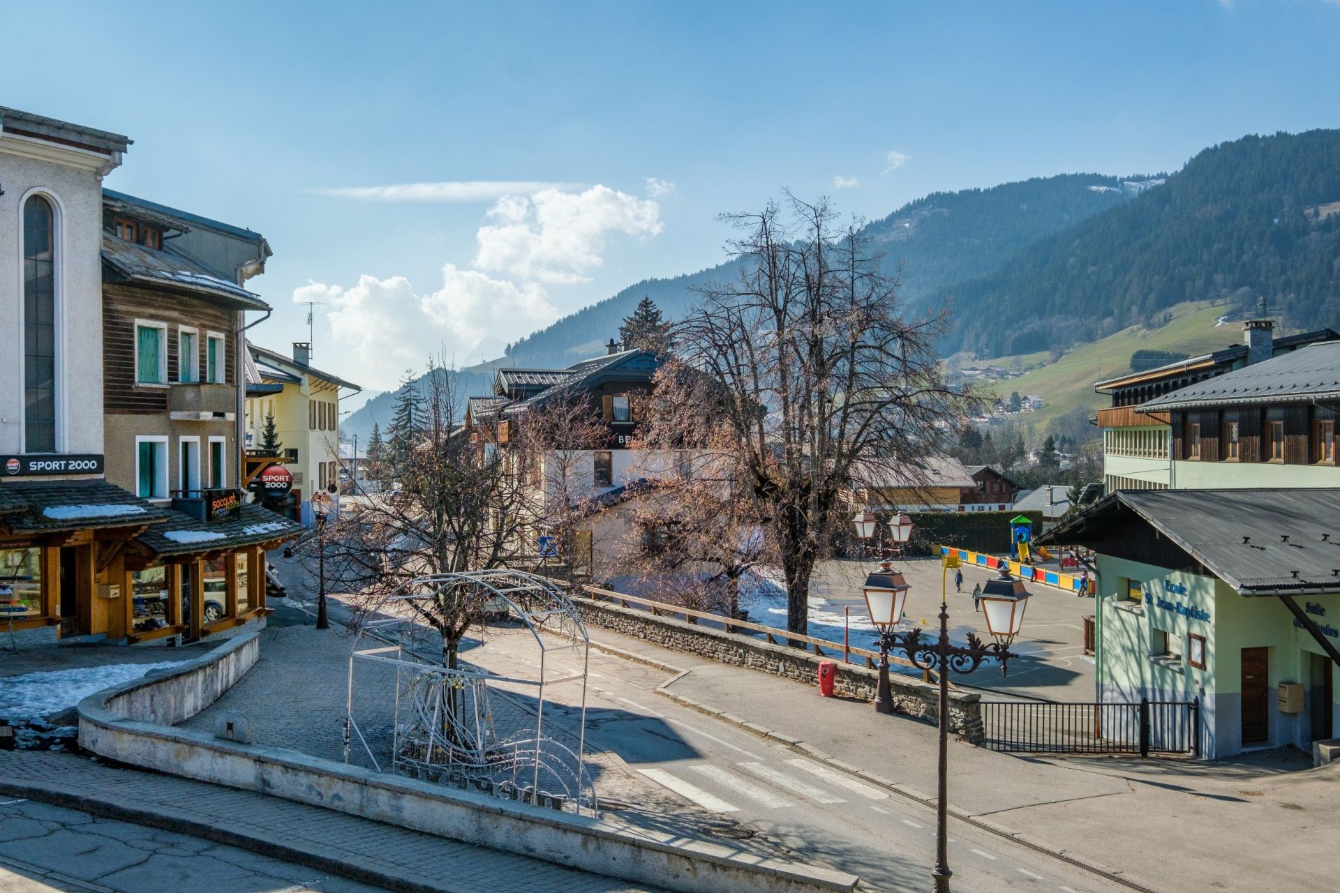 luxury apartment 6 Rooms for seasonal rent on MEGEVE (74120)