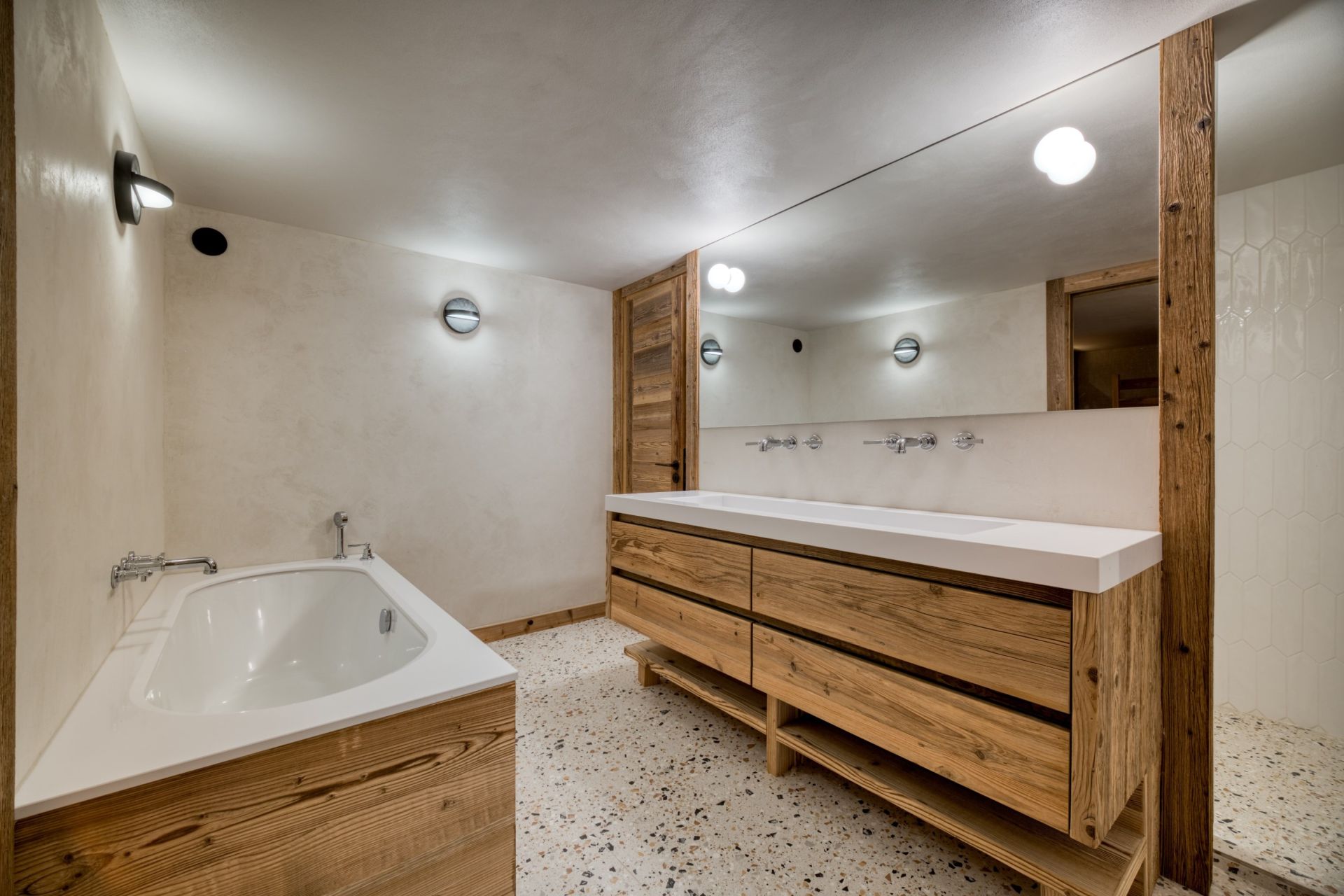 luxury chalet 10 Rooms for seasonal rent on MEGEVE (74120)