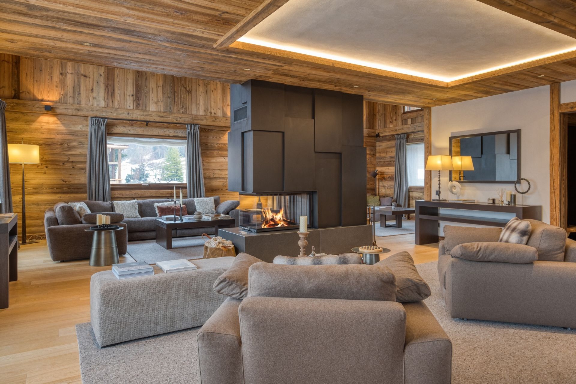 luxury chalet 7 Rooms for sale on MEGEVE (74120)