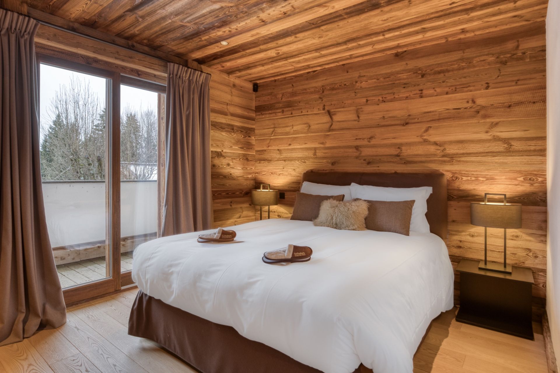 luxury chalet 7 Rooms for sale on MEGEVE (74120)