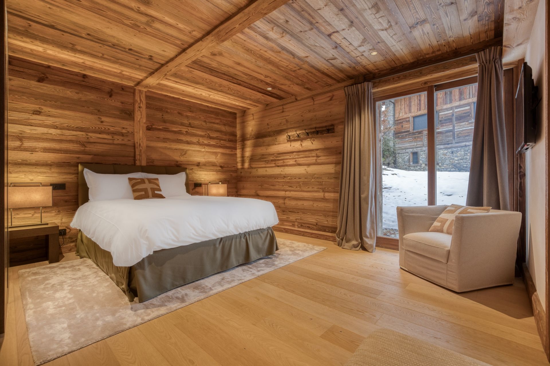 luxury chalet 7 Rooms for sale on MEGEVE (74120)