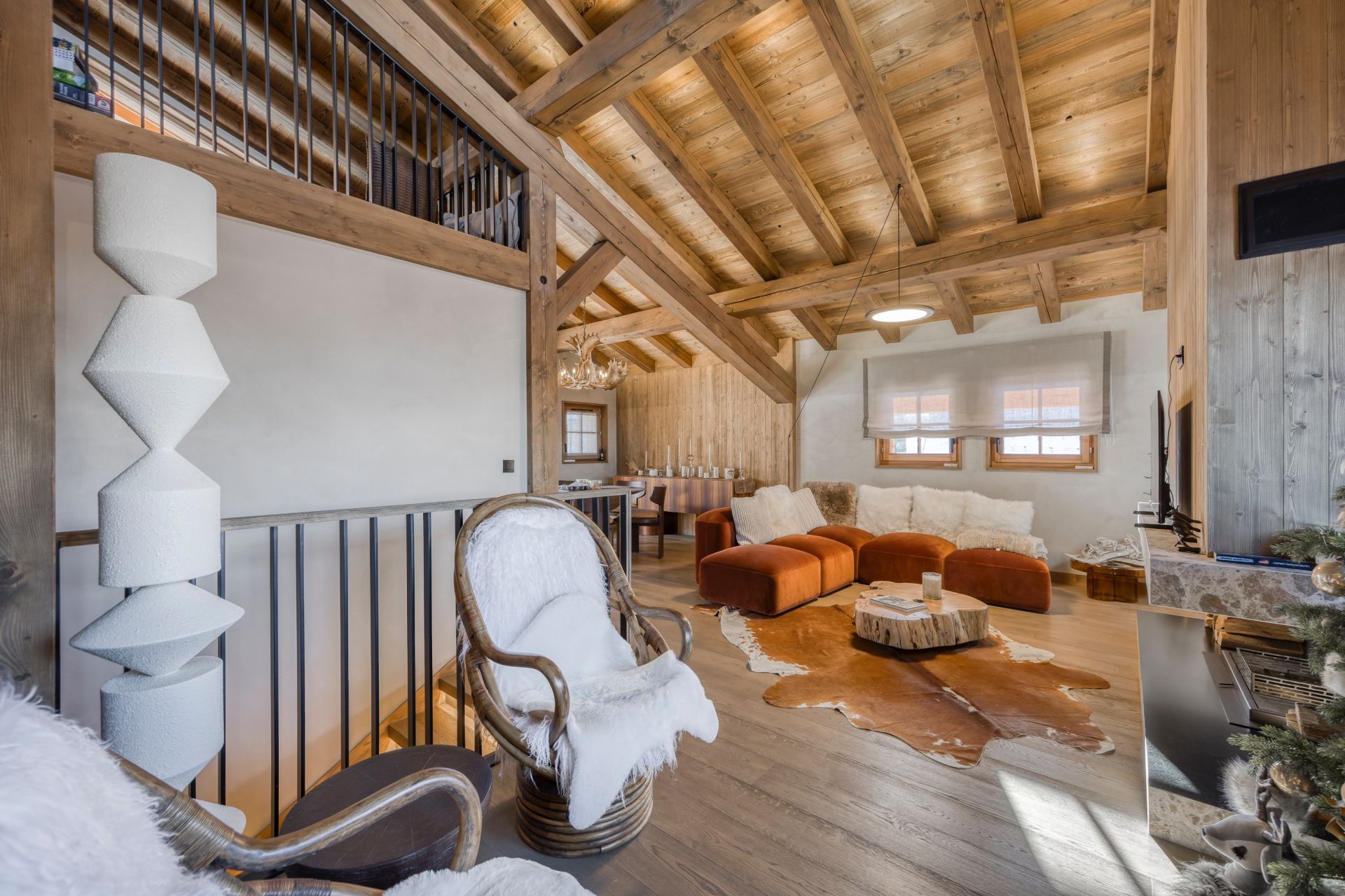 luxury chalet 7 Rooms for sale on MEGEVE (74120)