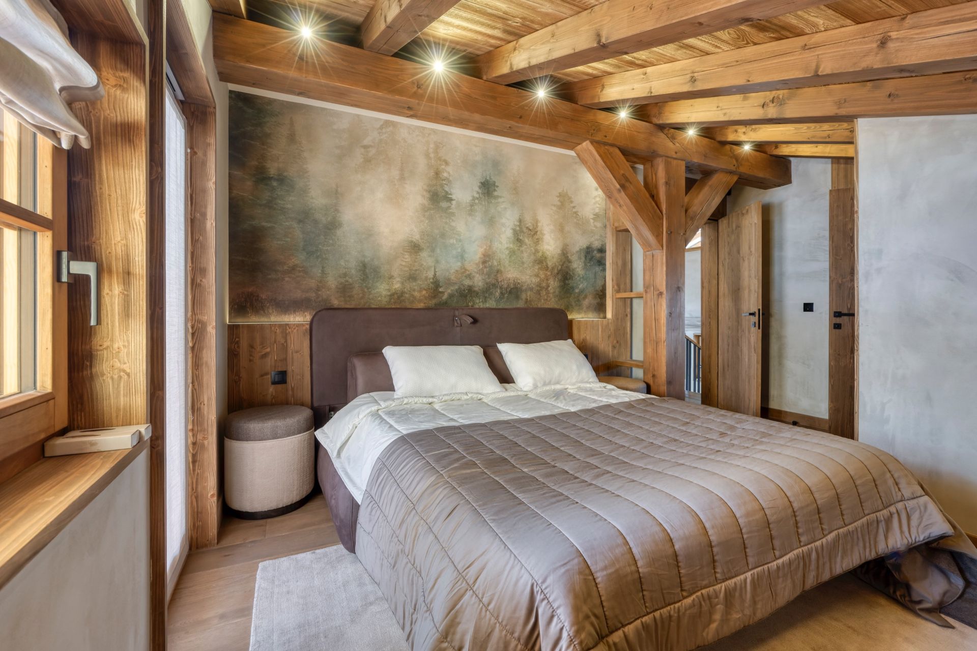 luxury chalet 7 Rooms for sale on MEGEVE (74120)
