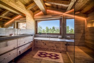 luxury chalet 10 Rooms for sale on MEGEVE (74120)