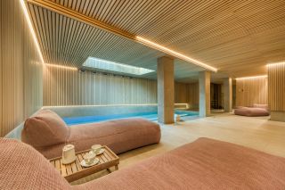 luxury chalet 10 Rooms for sale on MEGEVE (74120)