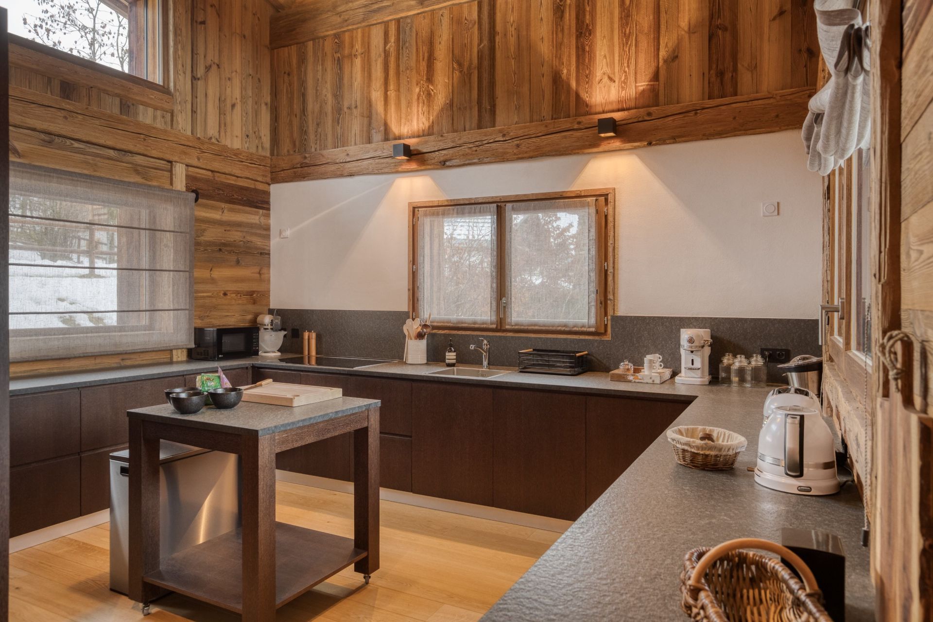 luxury chalet 18 Rooms for sale on MEGEVE (74120)