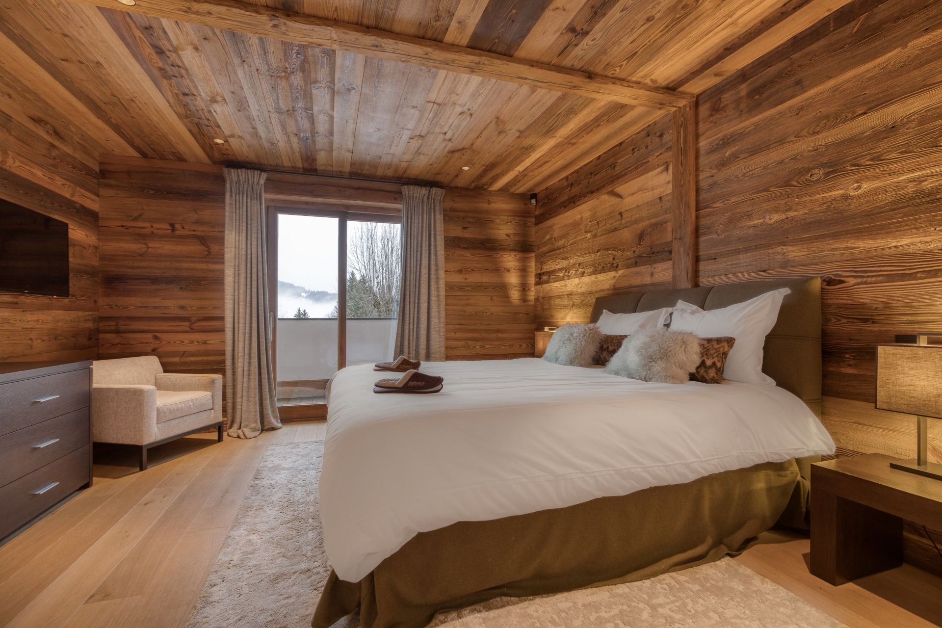 luxury chalet 18 Rooms for sale on MEGEVE (74120)