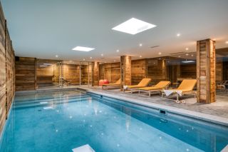luxury chalet 7 Rooms for sale on MEGEVE (74120)