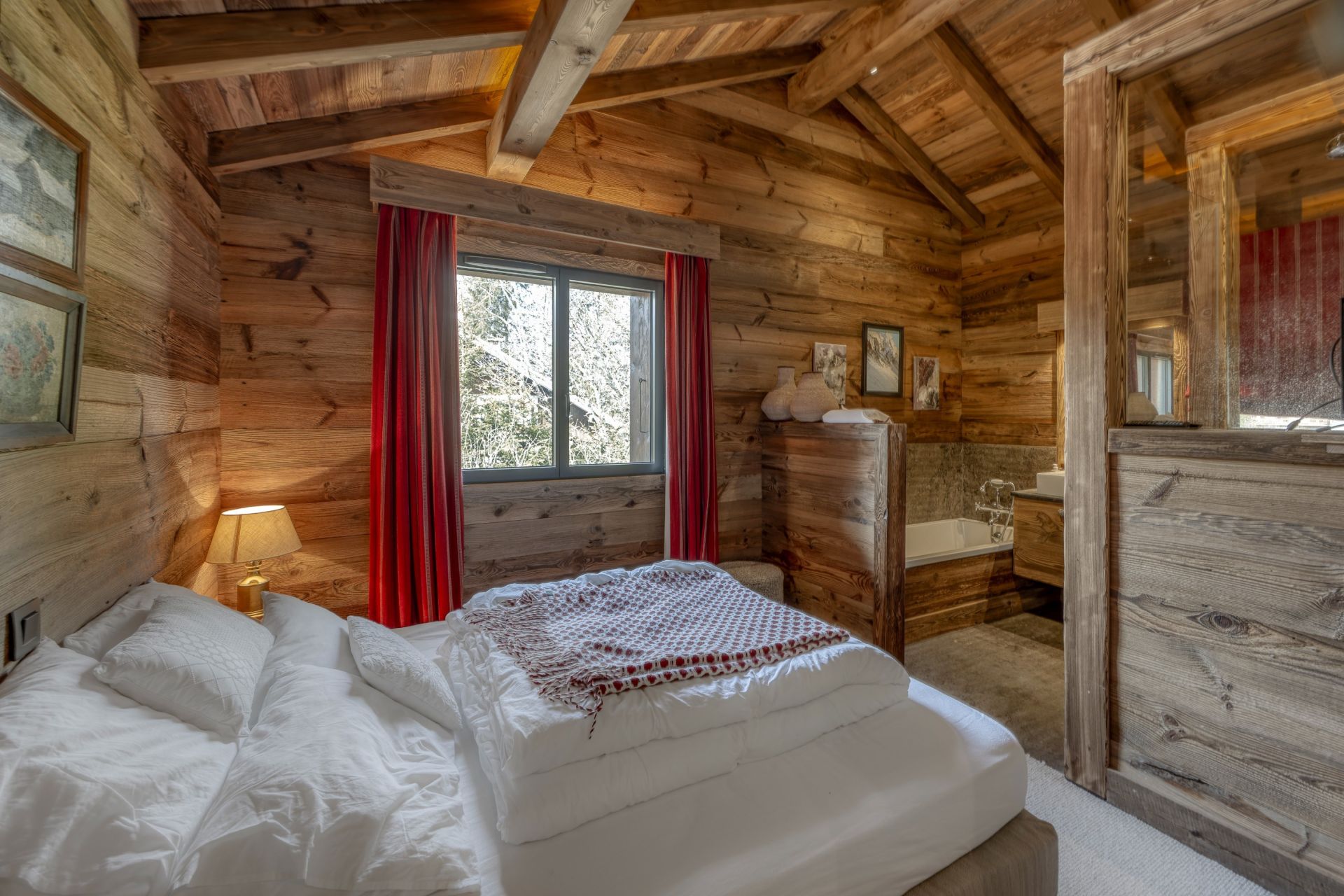 luxury chalet 8 Rooms for sale on MEGEVE (74120)