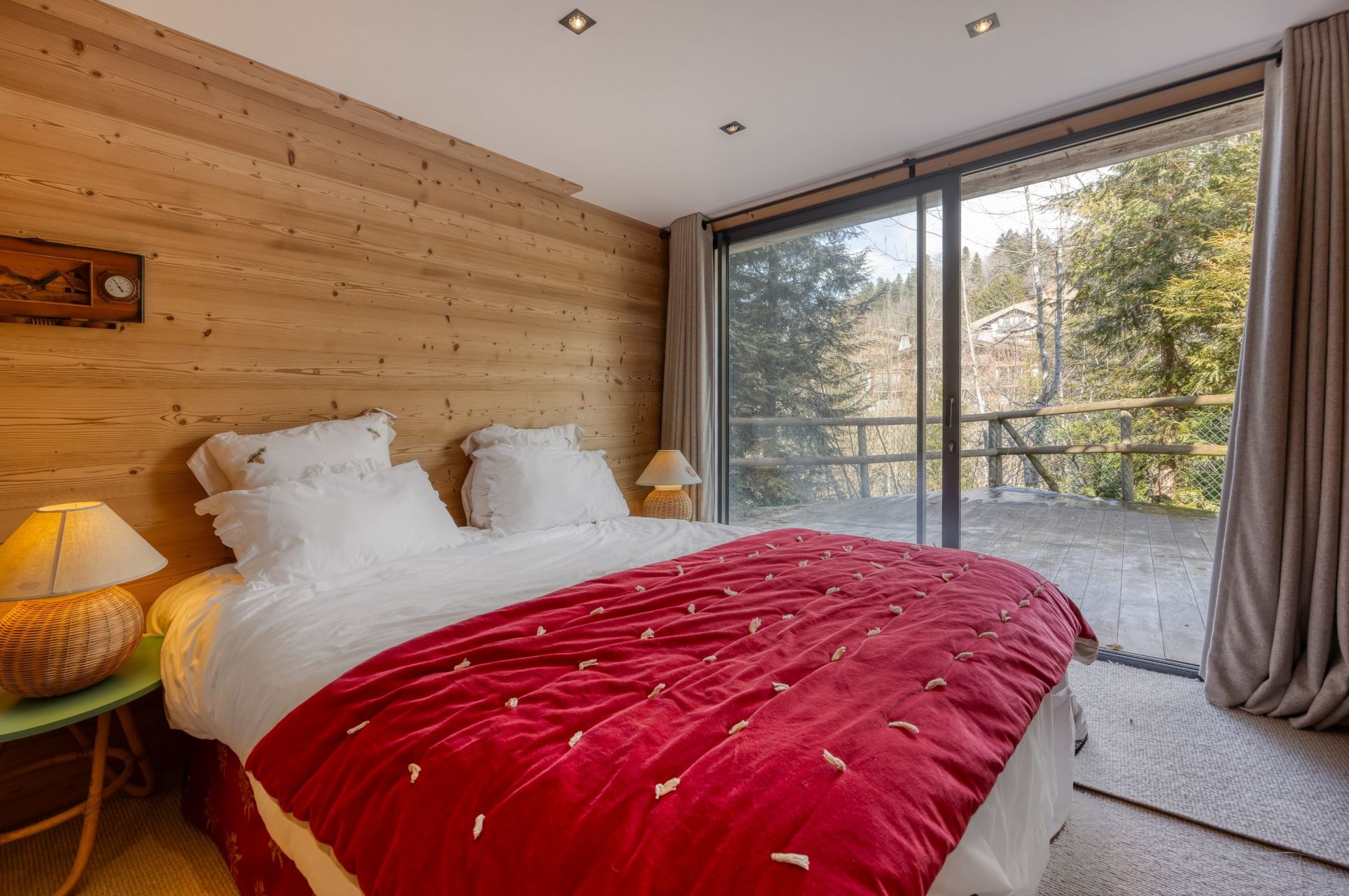 luxury chalet 8 Rooms for sale on MEGEVE (74120)