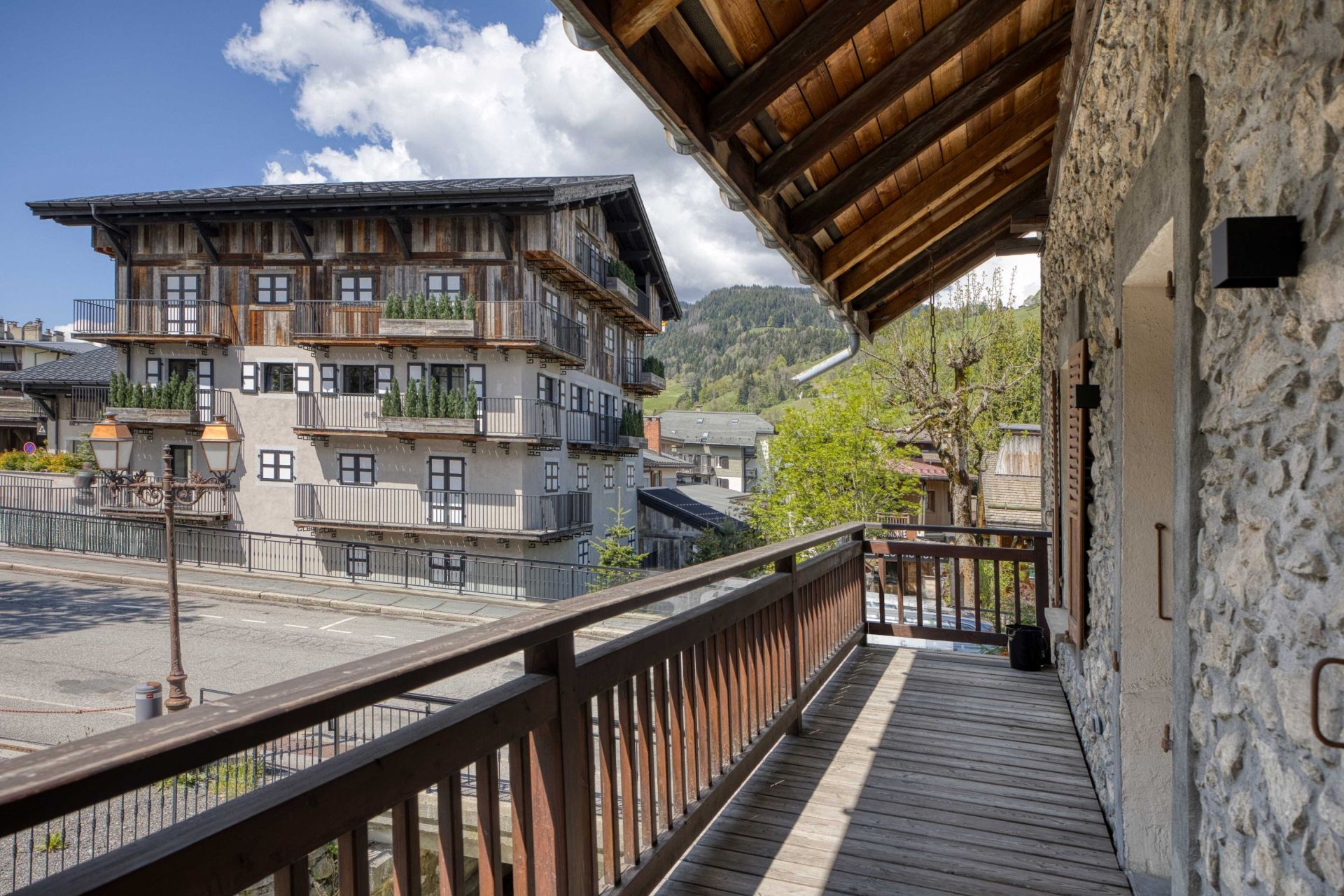 luxury apartment 6 Rooms for seasonal rent on MEGEVE (74120)