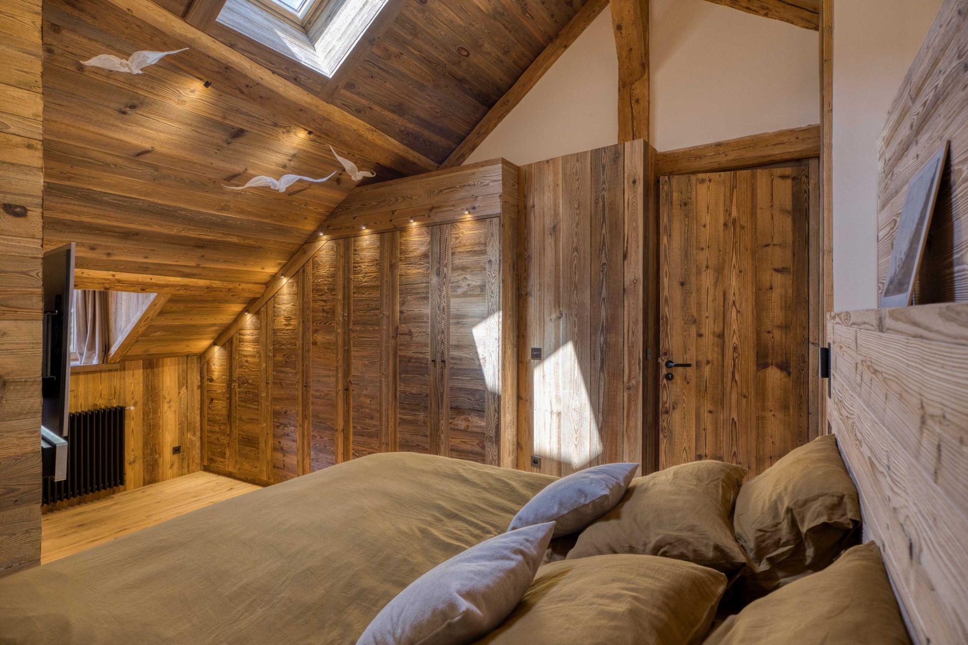 luxury apartment 6 Rooms for seasonal rent on MEGEVE (74120)