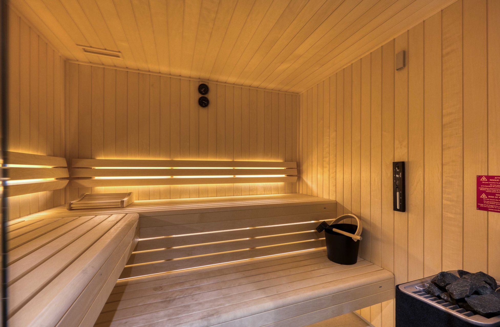 luxury apartment 6 Rooms for seasonal rent on MEGEVE (74120)