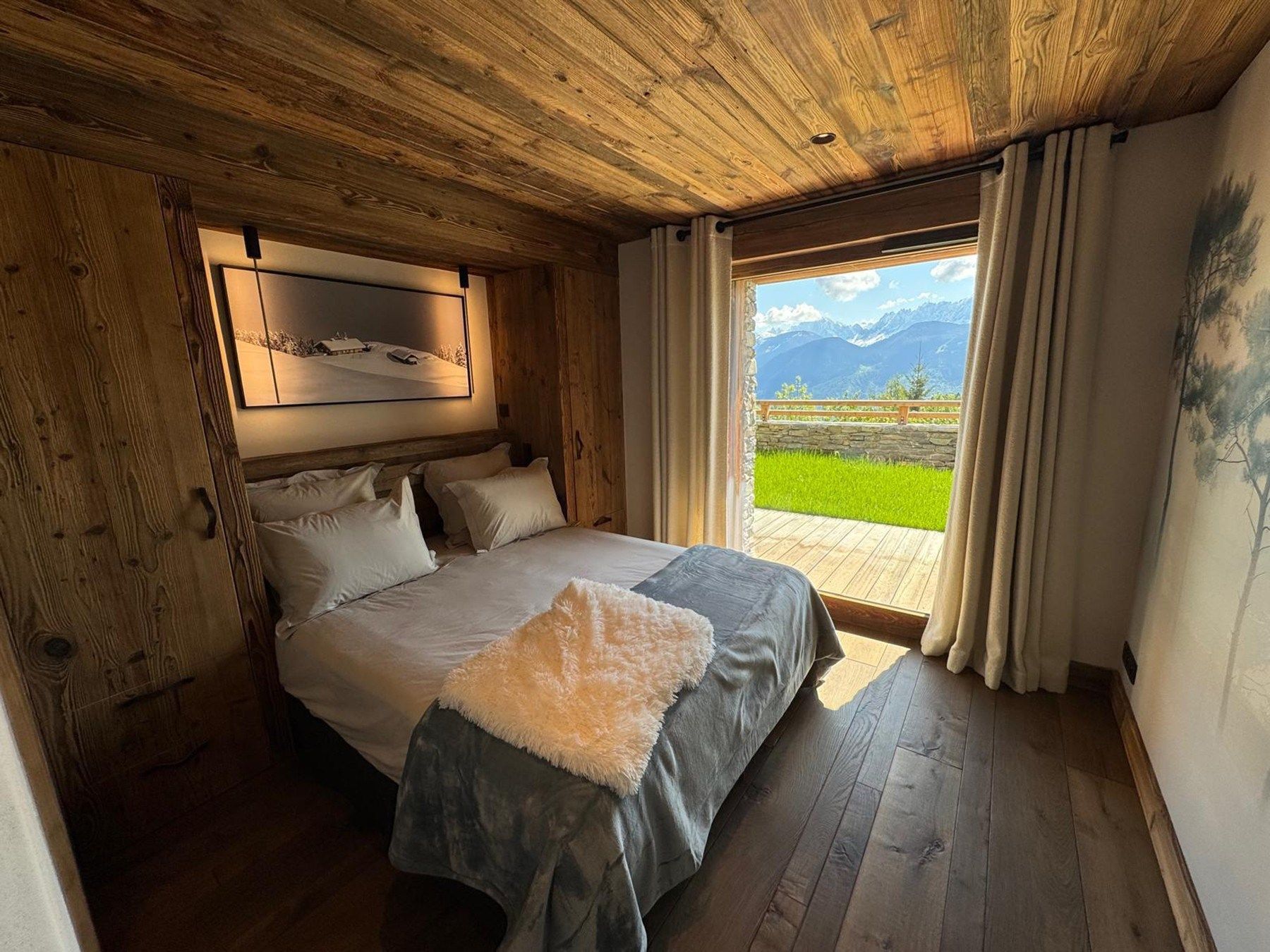 chalet de luxe 10 Pièces en location saisonnière sur COMBLOUX (74920)