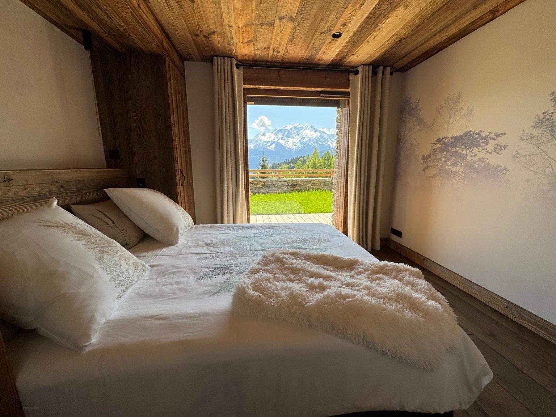 chalet de luxe 10 Pièces en location saisonnière sur COMBLOUX (74920)