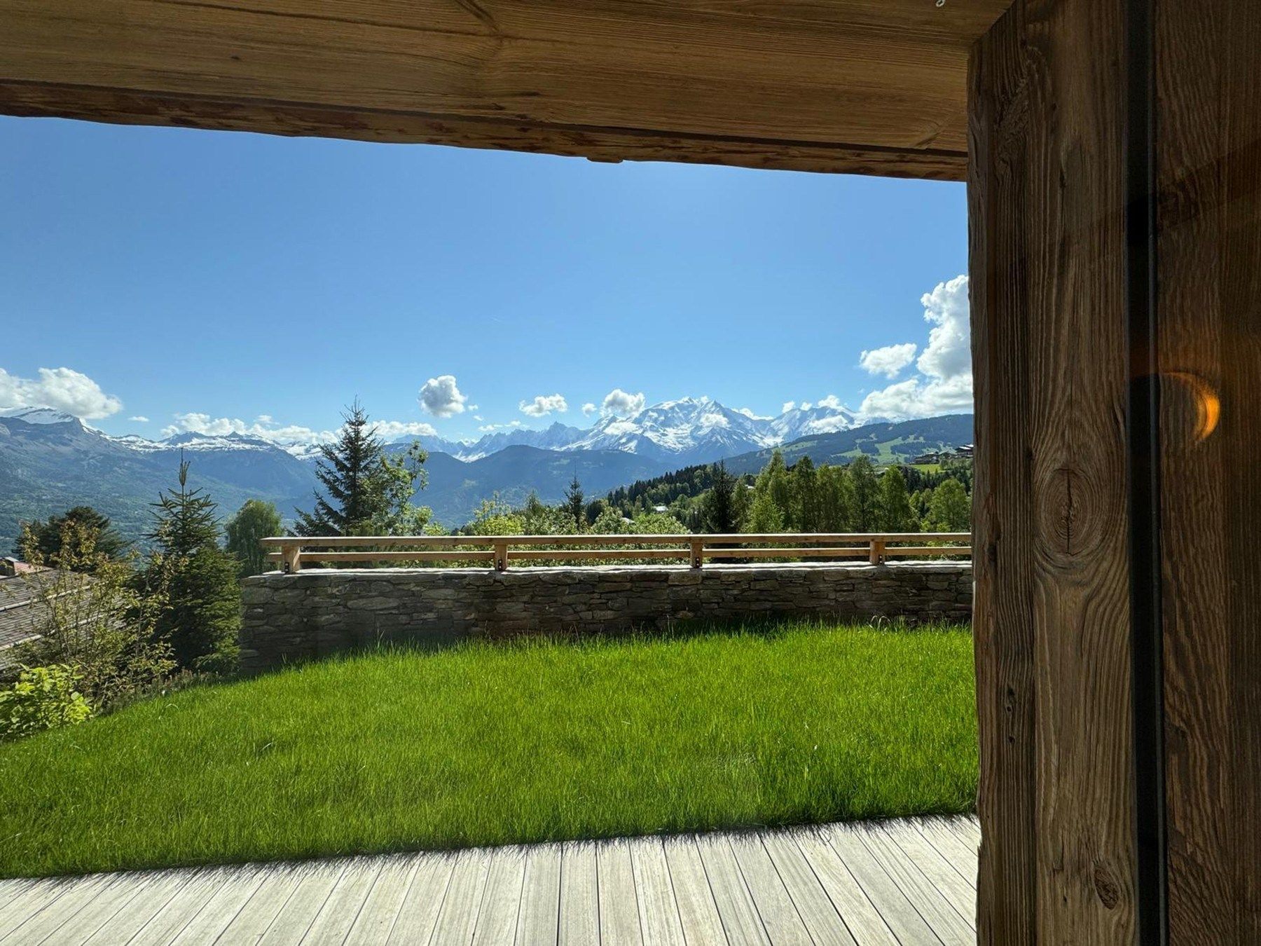 chalet de luxe 10 Pièces en location saisonnière sur COMBLOUX (74920)