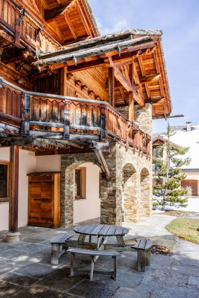 luxury chalet 11 Rooms for sale on MONTGENEVRE (05100) Sale Luxury chalet Montgenèvre 11 Rooms 400 m²