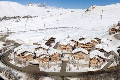 luxury apartment 4 Rooms for sale on L ALPE D HUEZ (38750) Sale Luxury apartment L'Alpe d'Huez 4 Rooms 92 m²