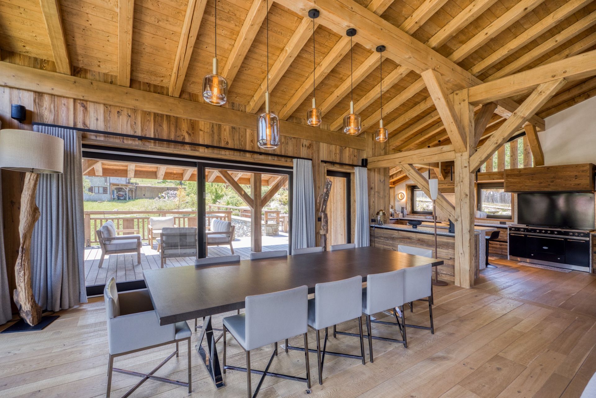 luxury chalet 13 Rooms for sale on MEGEVE (74120)