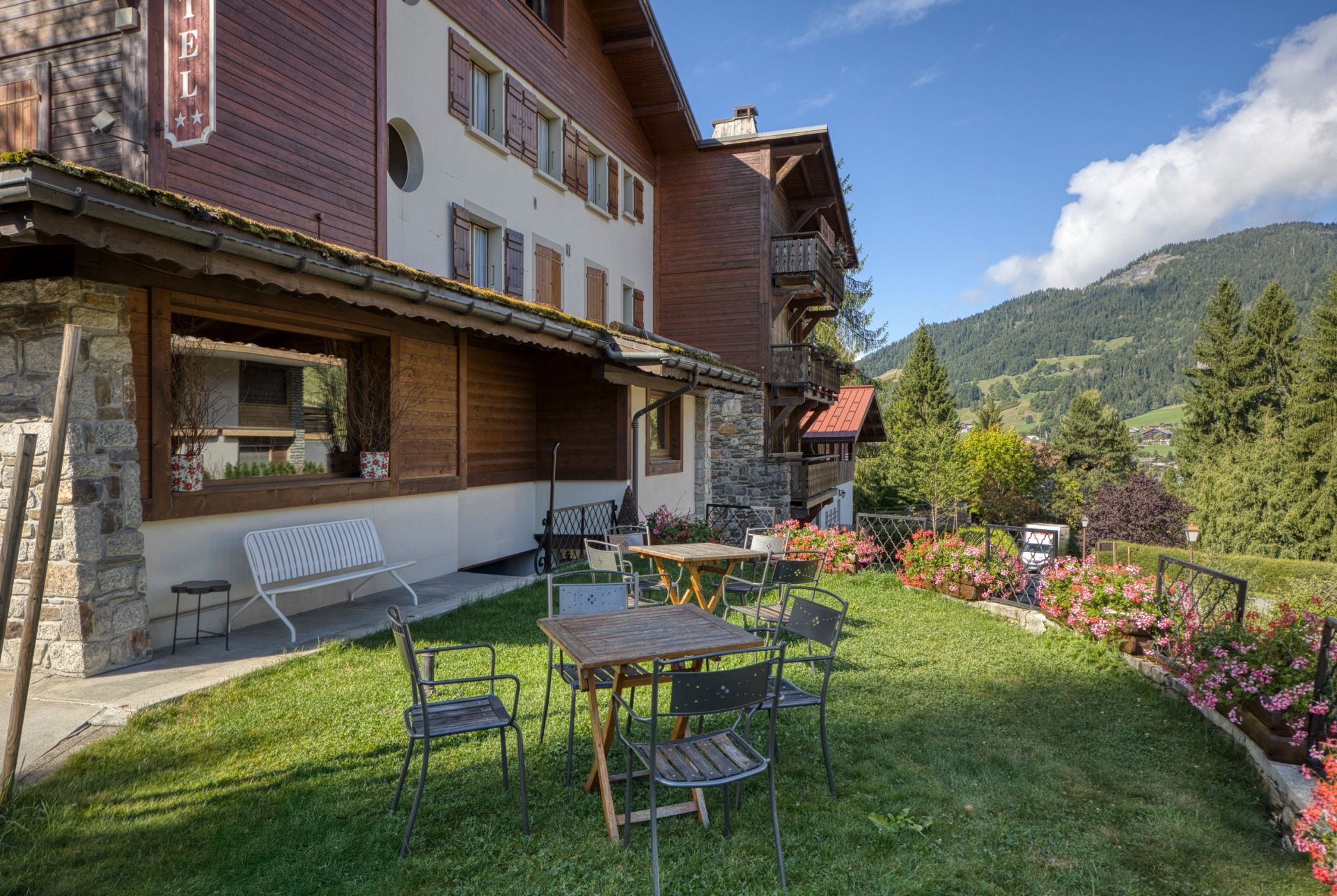 luxury chalet 25 Rooms for sale on MEGEVE (74120)