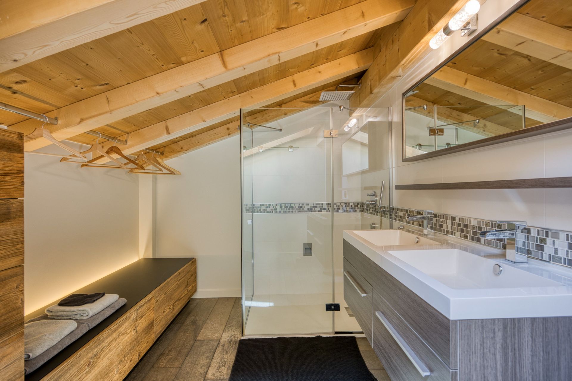 luxury chalet 7 Rooms for sale on ST GERVAIS LES BAINS (74170)