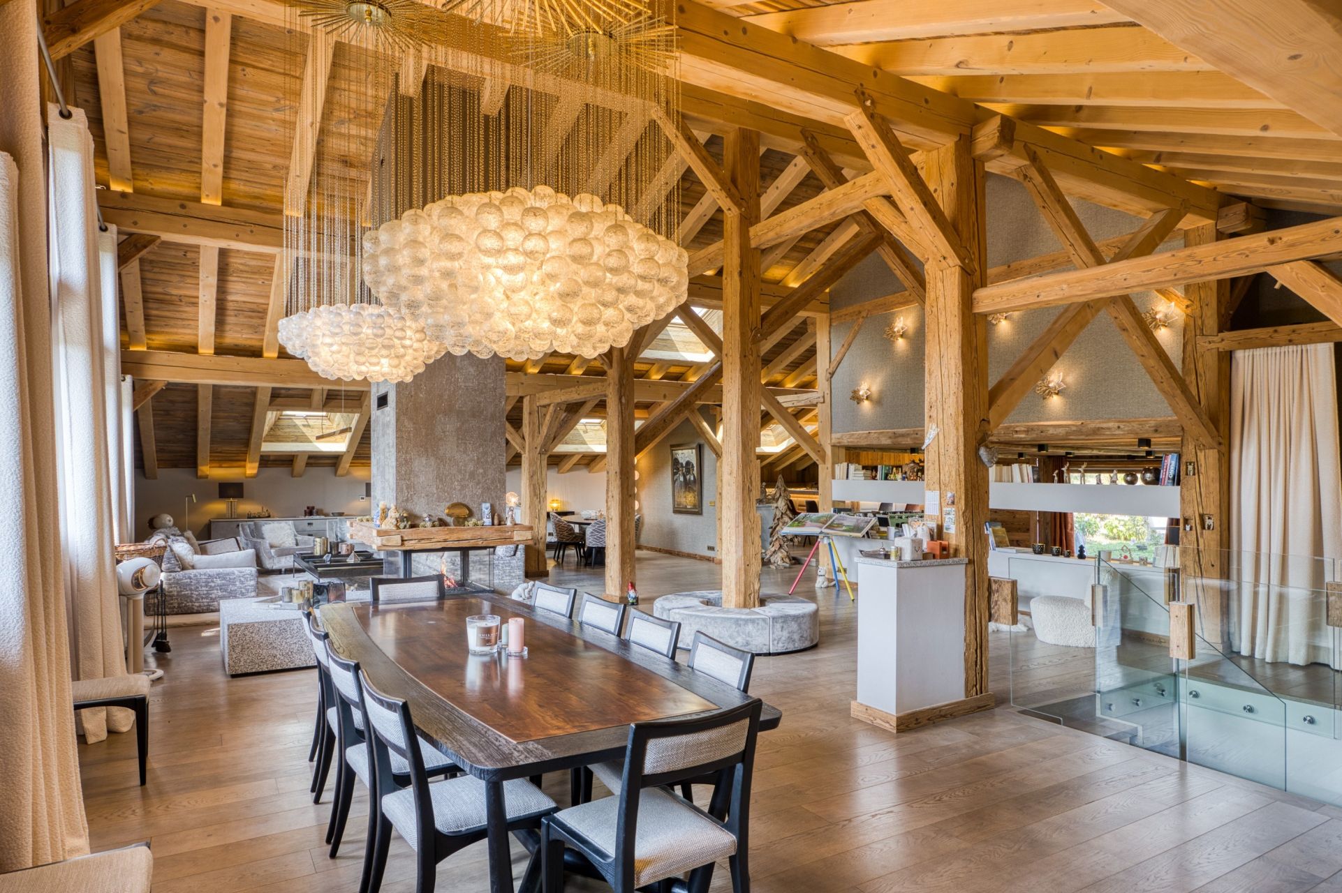 chalet de luxe 8 Pièces en location saisonnière sur MEGEVE (74120)