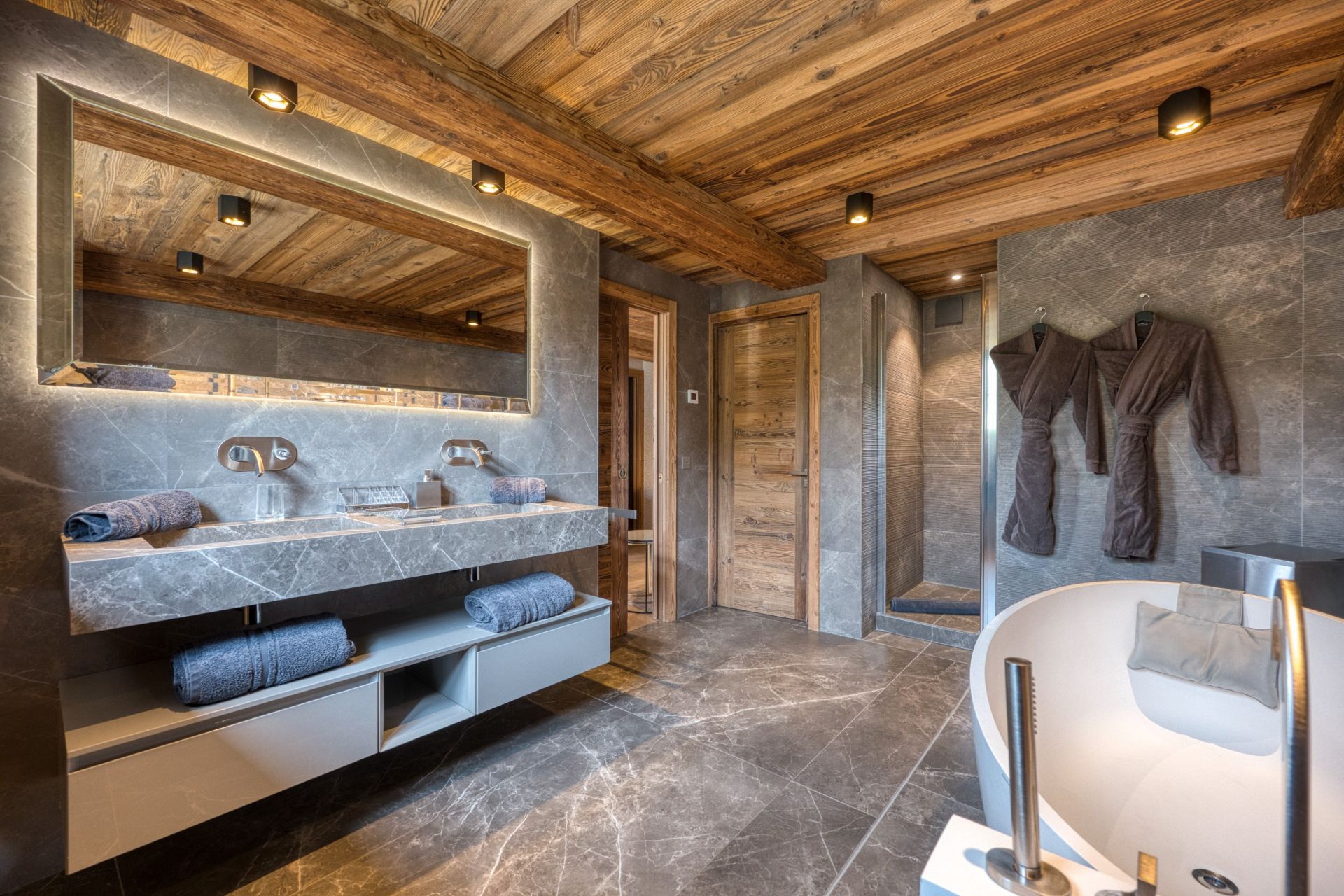 chalet de luxe 8 Pièces en location saisonnière sur MEGEVE (74120)