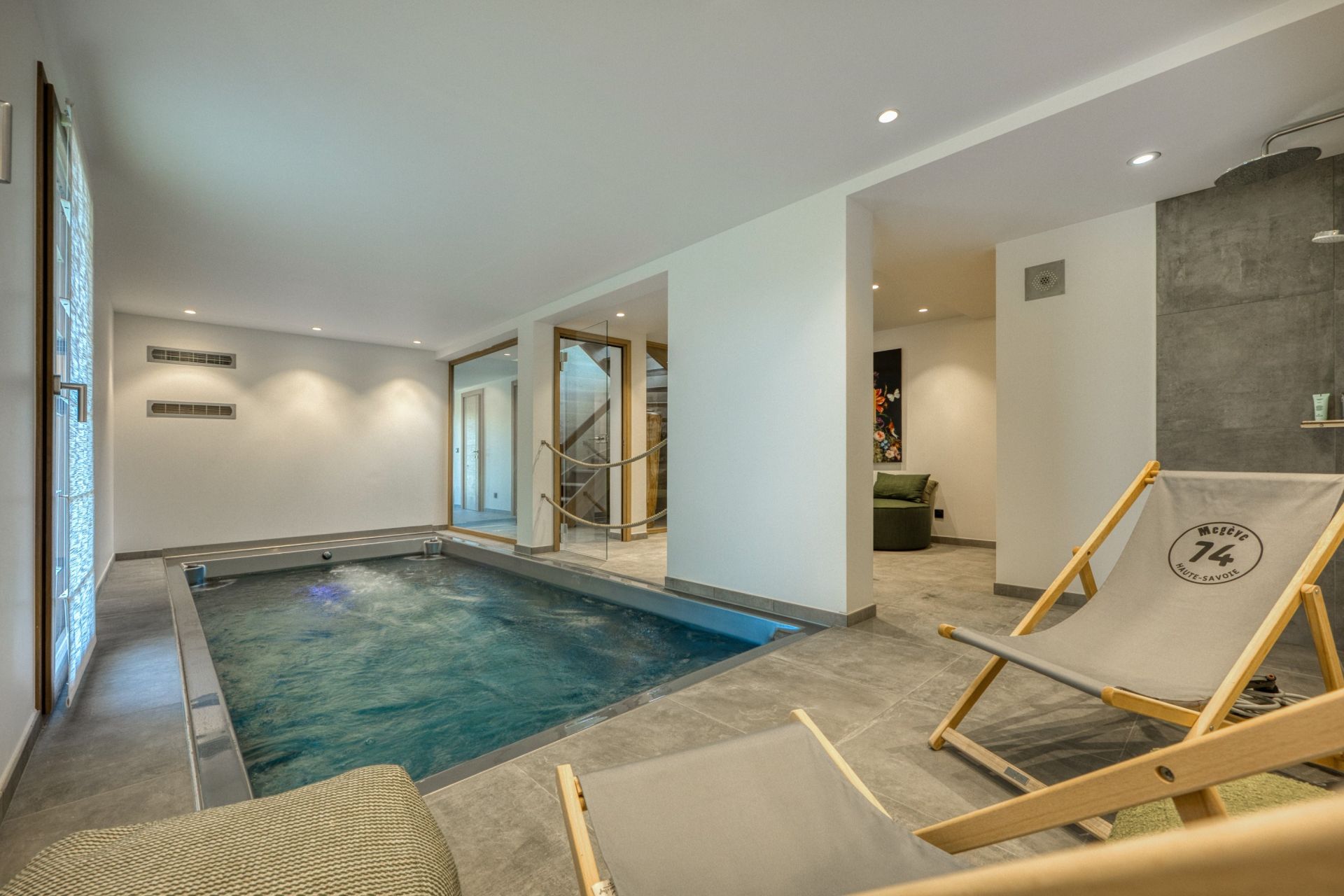 luxury chalet 7 Rooms for sale on MEGEVE (74120)