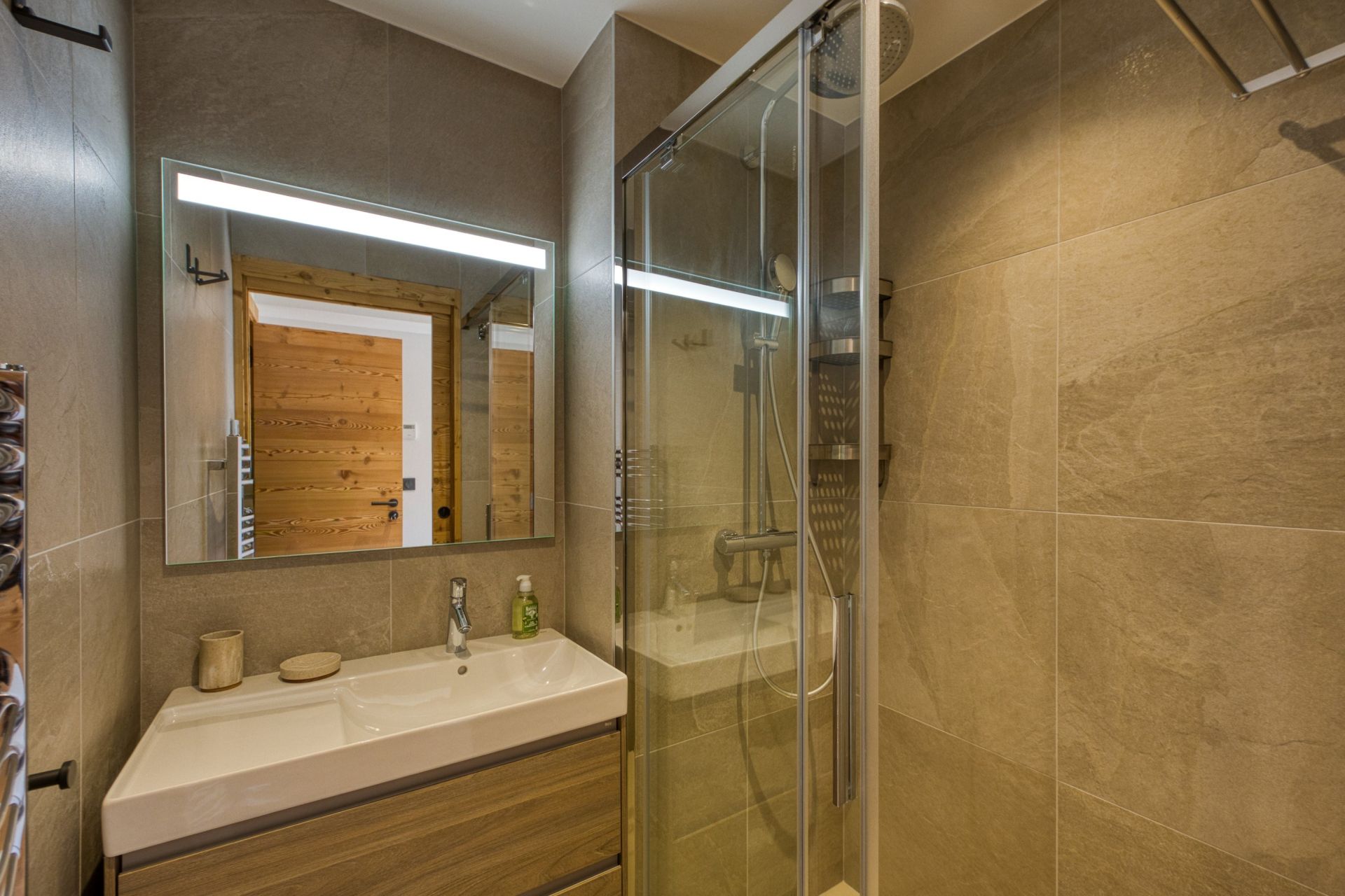 luxury apartment 5 Rooms for seasonal rent on MEGEVE (74120)