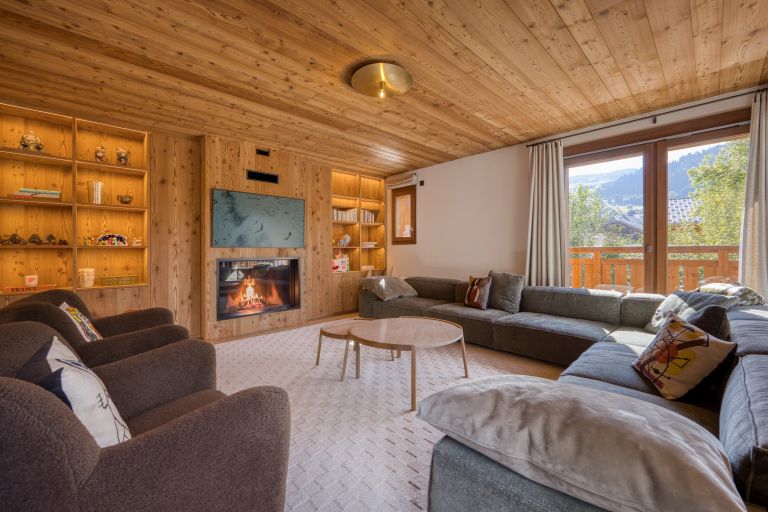 luxury apartment 5 Rooms for seasonal rent on MEGEVE (74120)