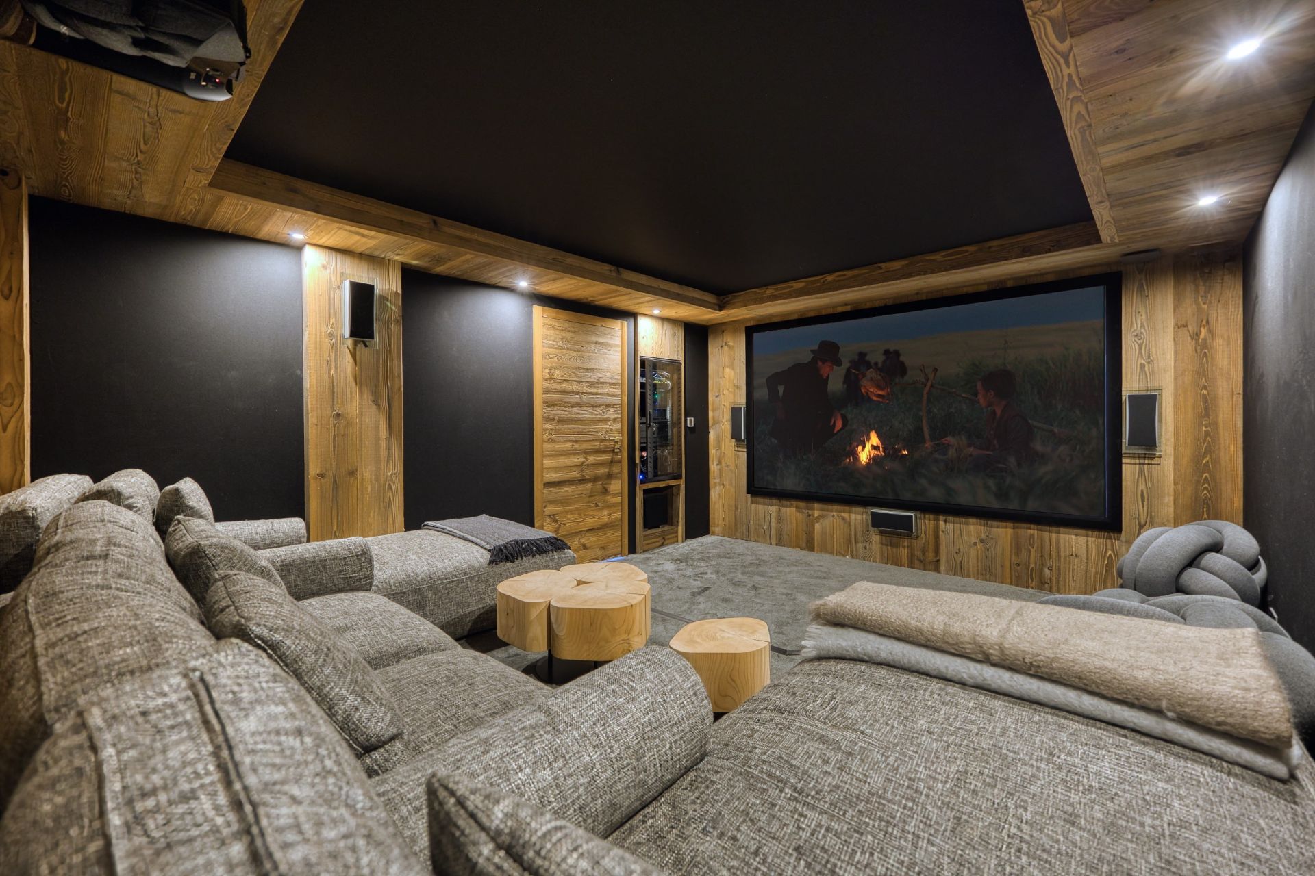 chalet de luxe 8 Pièces en location saisonnière sur MEGEVE (74120)