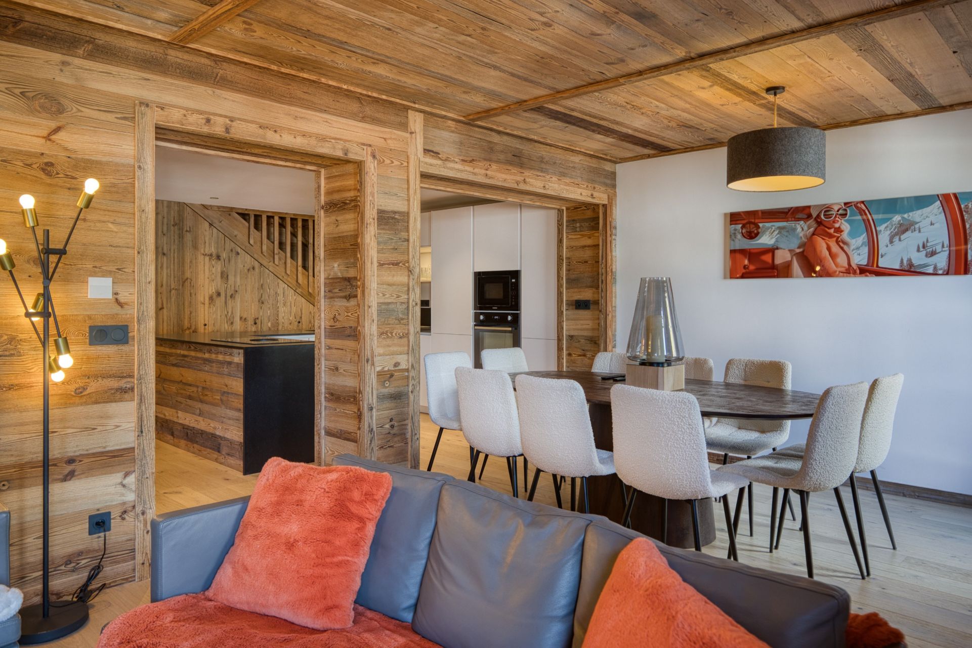 luxury apartment 5 Rooms for sale on MEGEVE (74120)