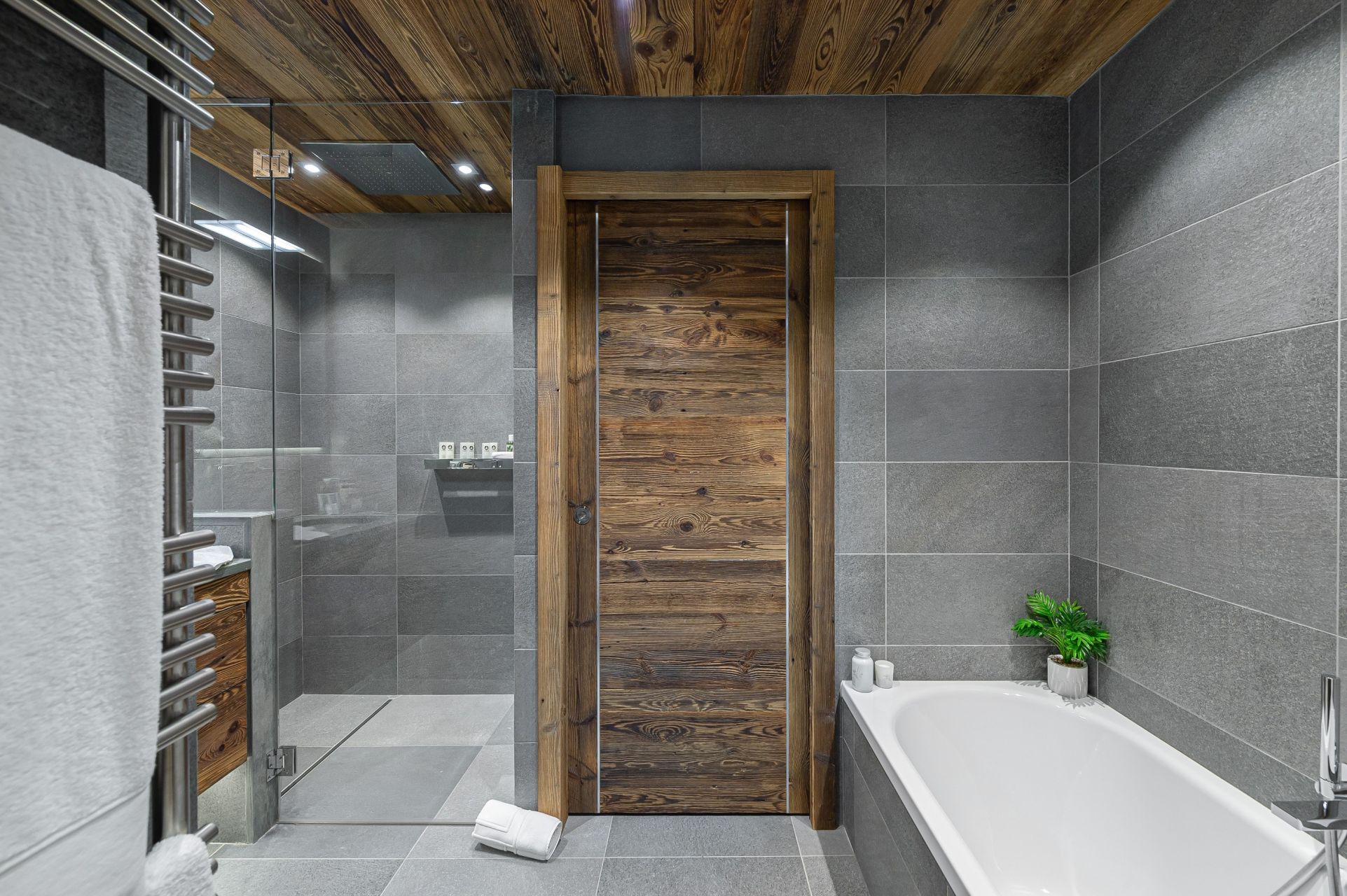 luxury chalet 10 Rooms for sale on MEGEVE (74120)
