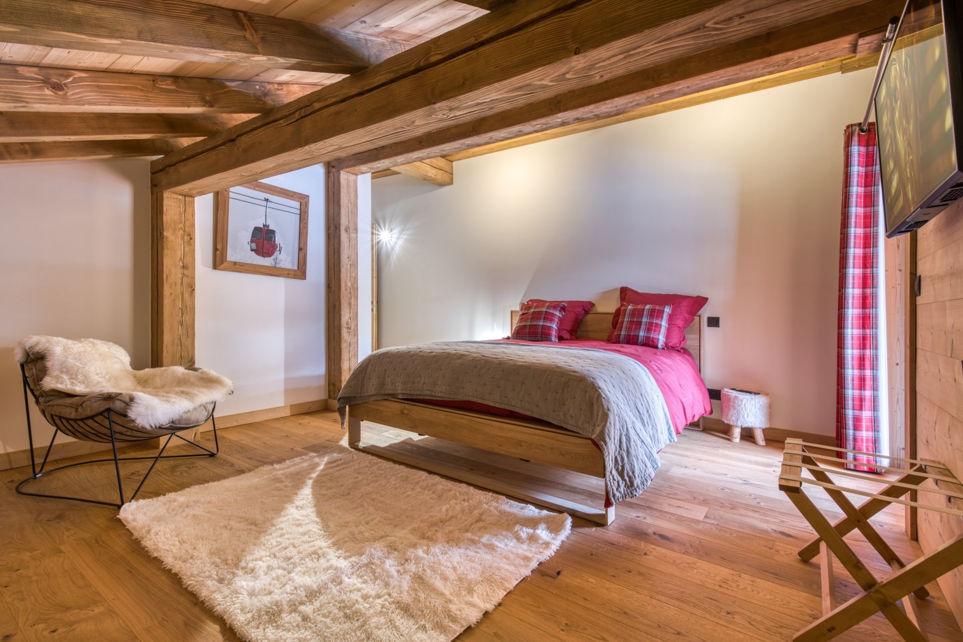 luxury apartment 6 Rooms for sale on MEGEVE (74120)