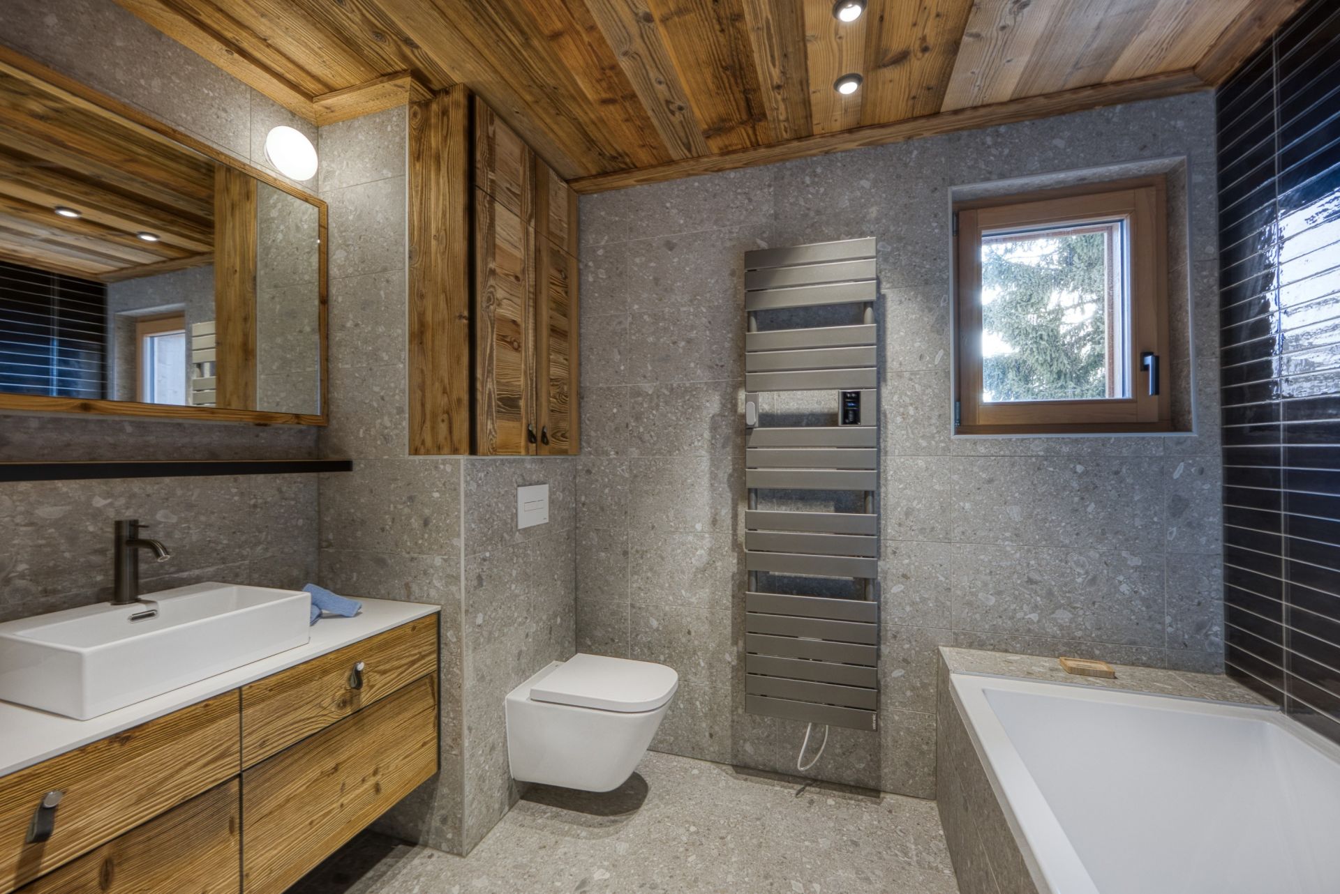 luxury apartment 4 Rooms for sale on MEGEVE (74120)