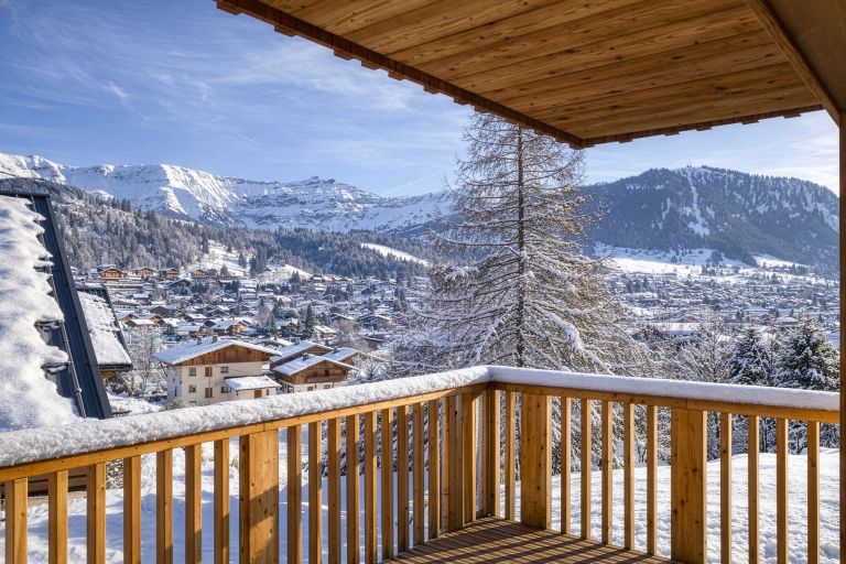 luxury apartment 4 Rooms for sale on MEGEVE (74120)