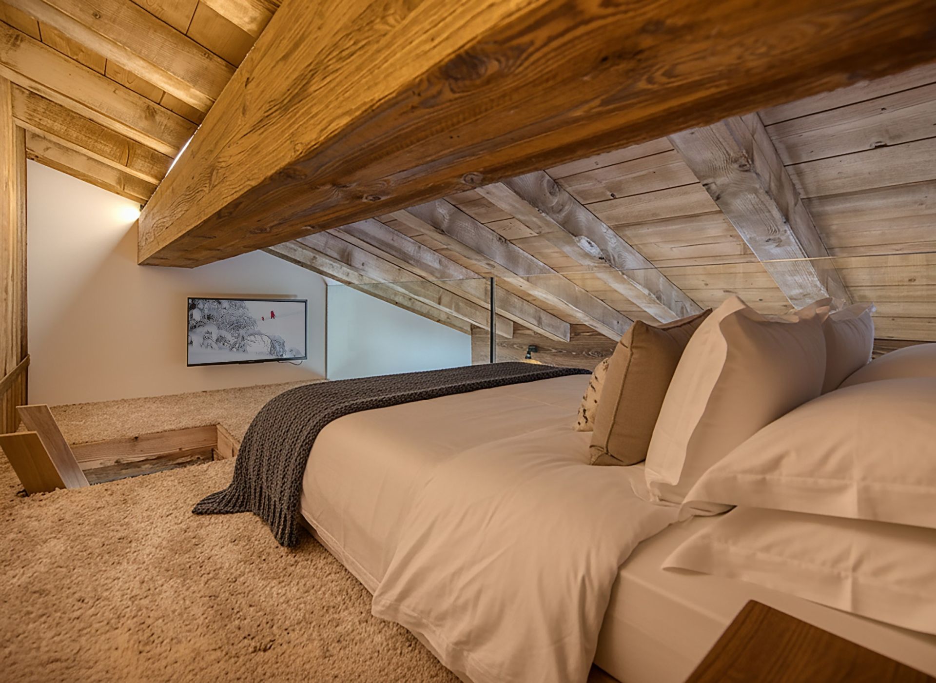 luxury apartment 5 Rooms for seasonal rent on MEGEVE (74120)